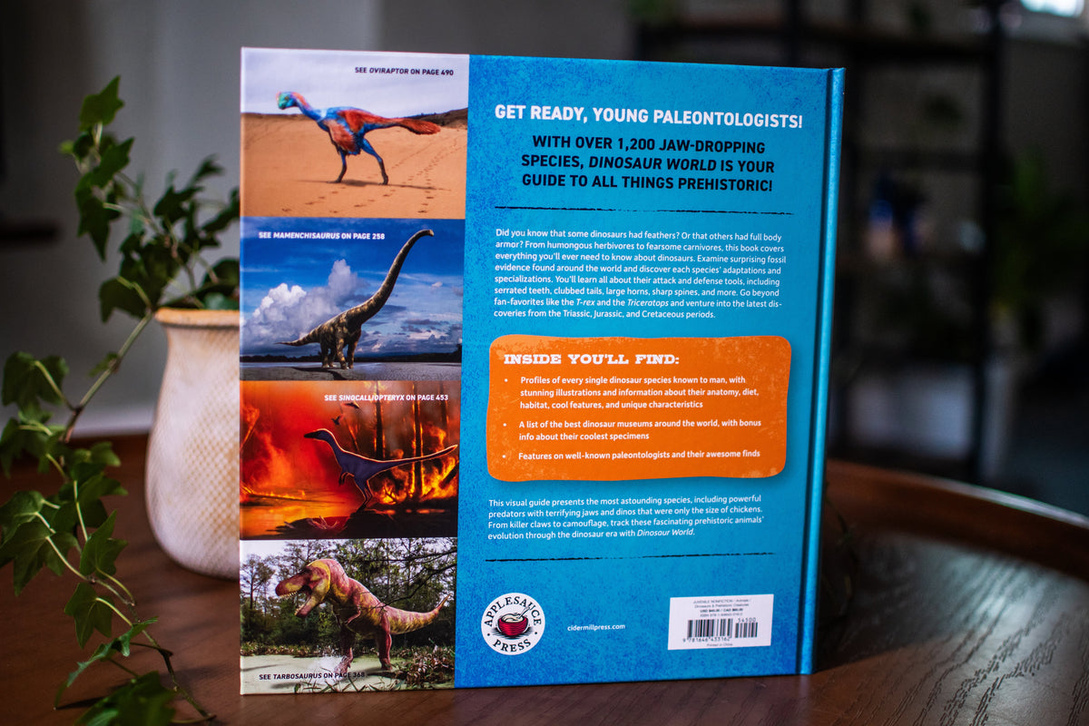 Dinosaur World: Over 1,200 Amazing Dinosaurs, Famous Fossils, and the Latest Discoveries from the Prehistoric Era