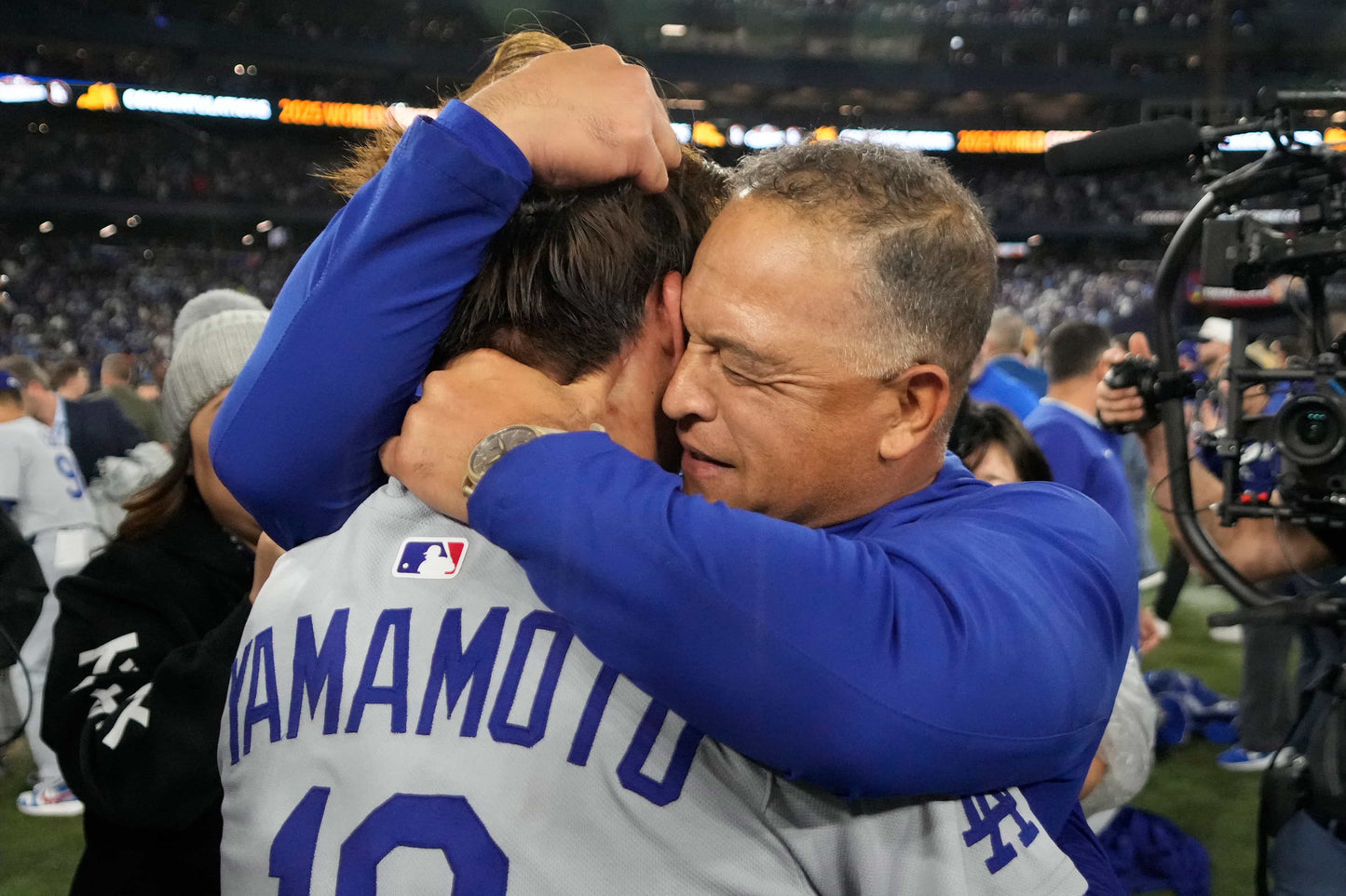 Dynasty in Blue: The Dodgers' Back-to-Back Championship Reign Book