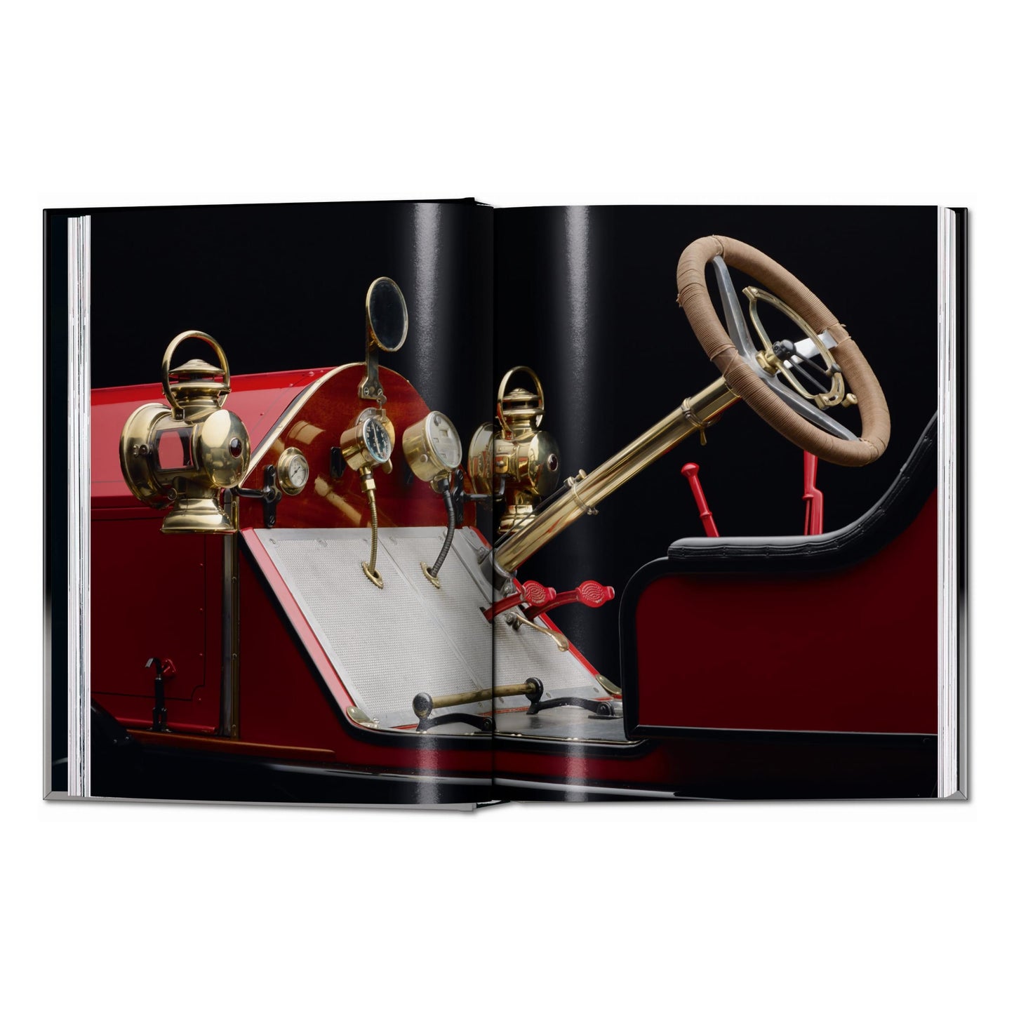 Sports Cars. 45th Ed. (English) Book