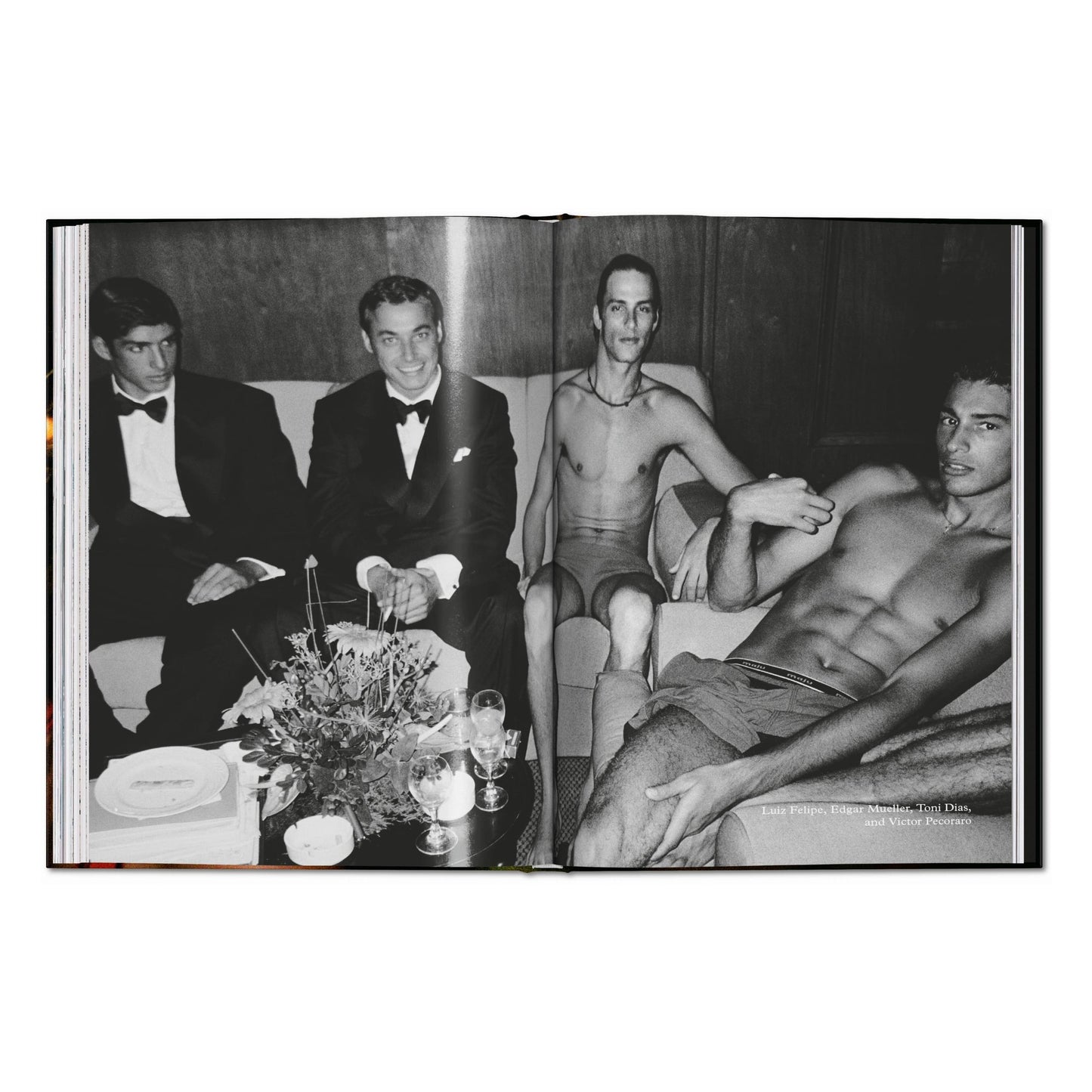 MaRIO DE JANEIRO Testino (English) Book
