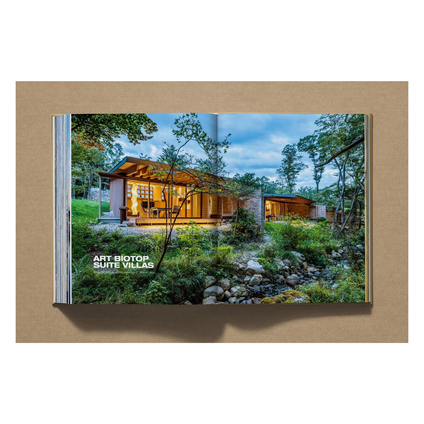 Shigeru Ban. Complete Works 1985–Today (German, French, English) Book