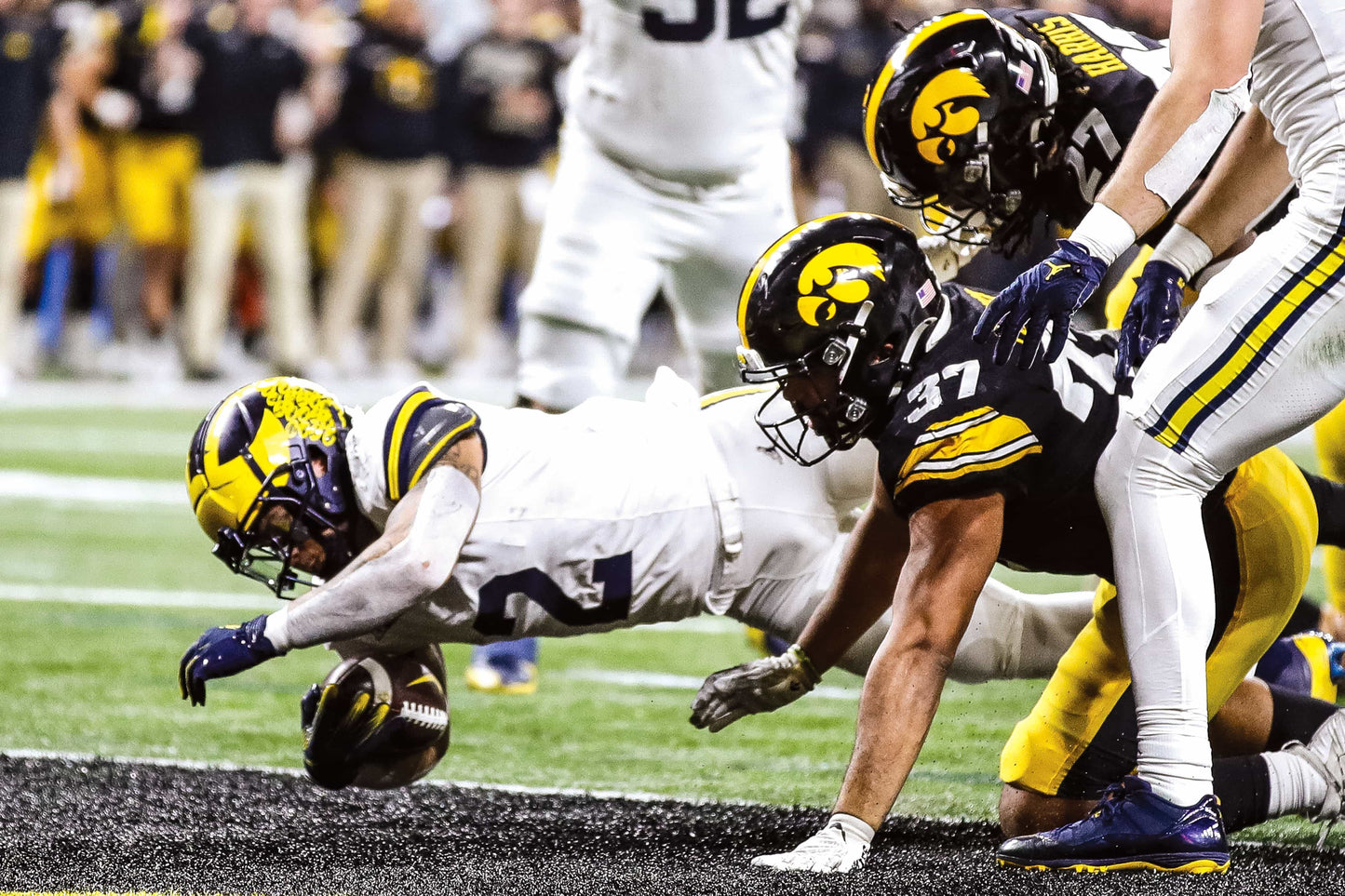 Maize & Grand: Michigan’s Epic March to the 2023 National Title Book