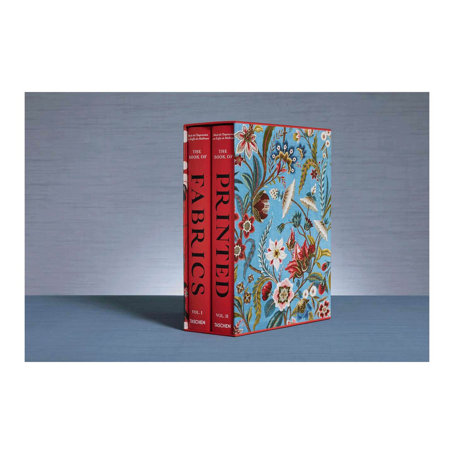Printed Fabrics. From the 16th century until today (German, French, English) Book