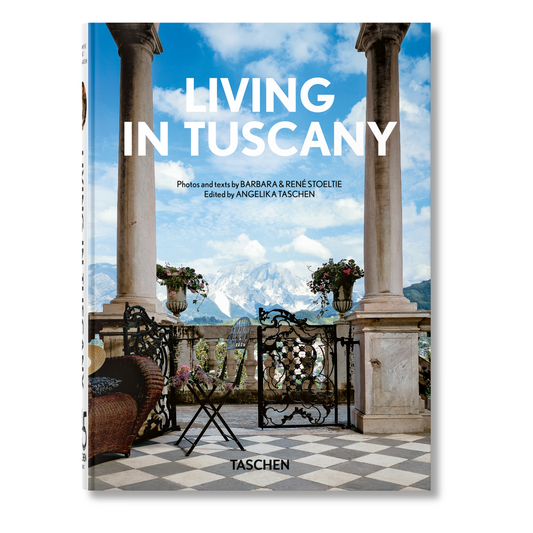 Living in Tuscany. 45th Ed. (German, French, English) Book