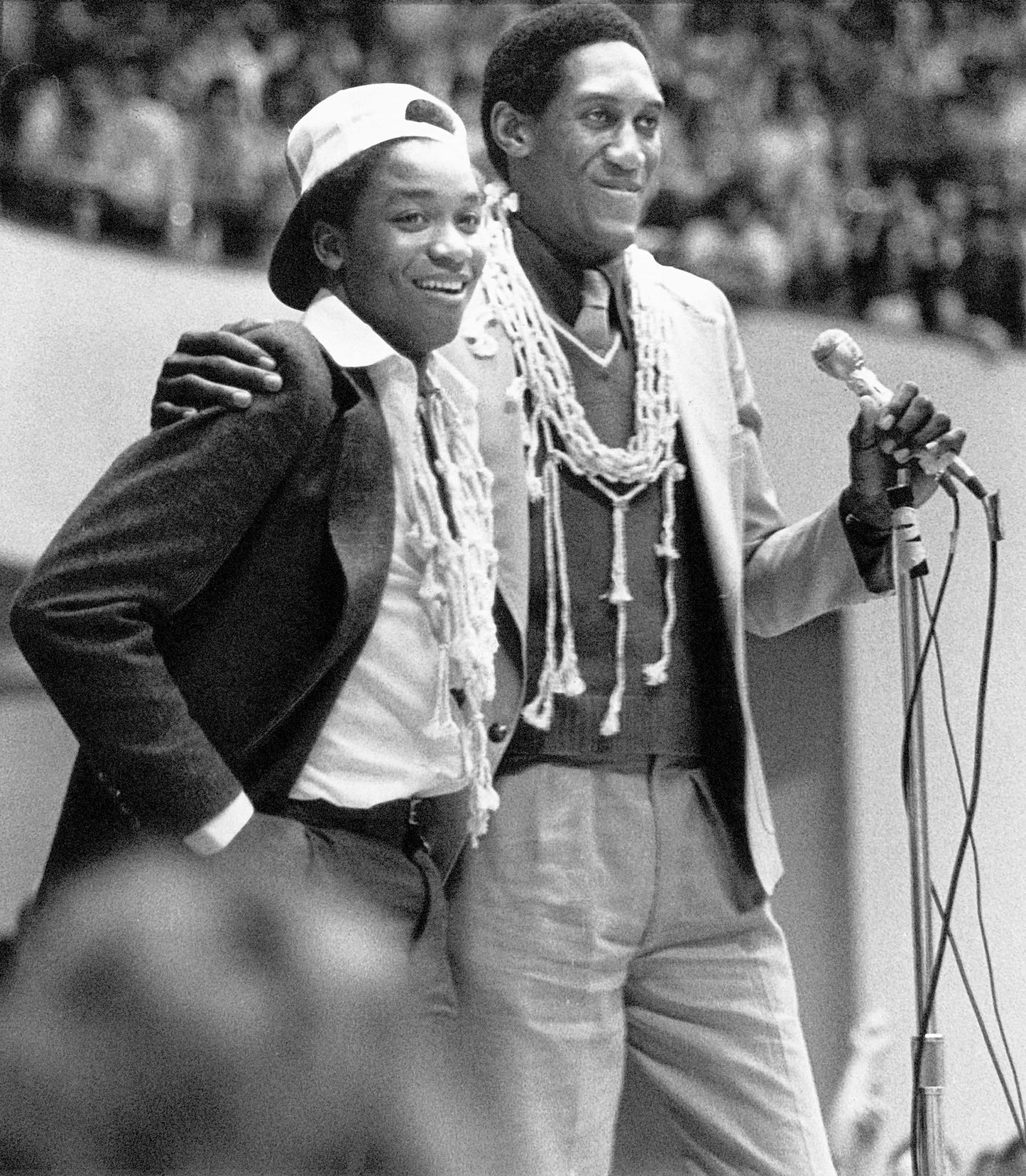 Bob Knight: On the Record: The Story of a Complex Character and Hall of Fame Coach Book