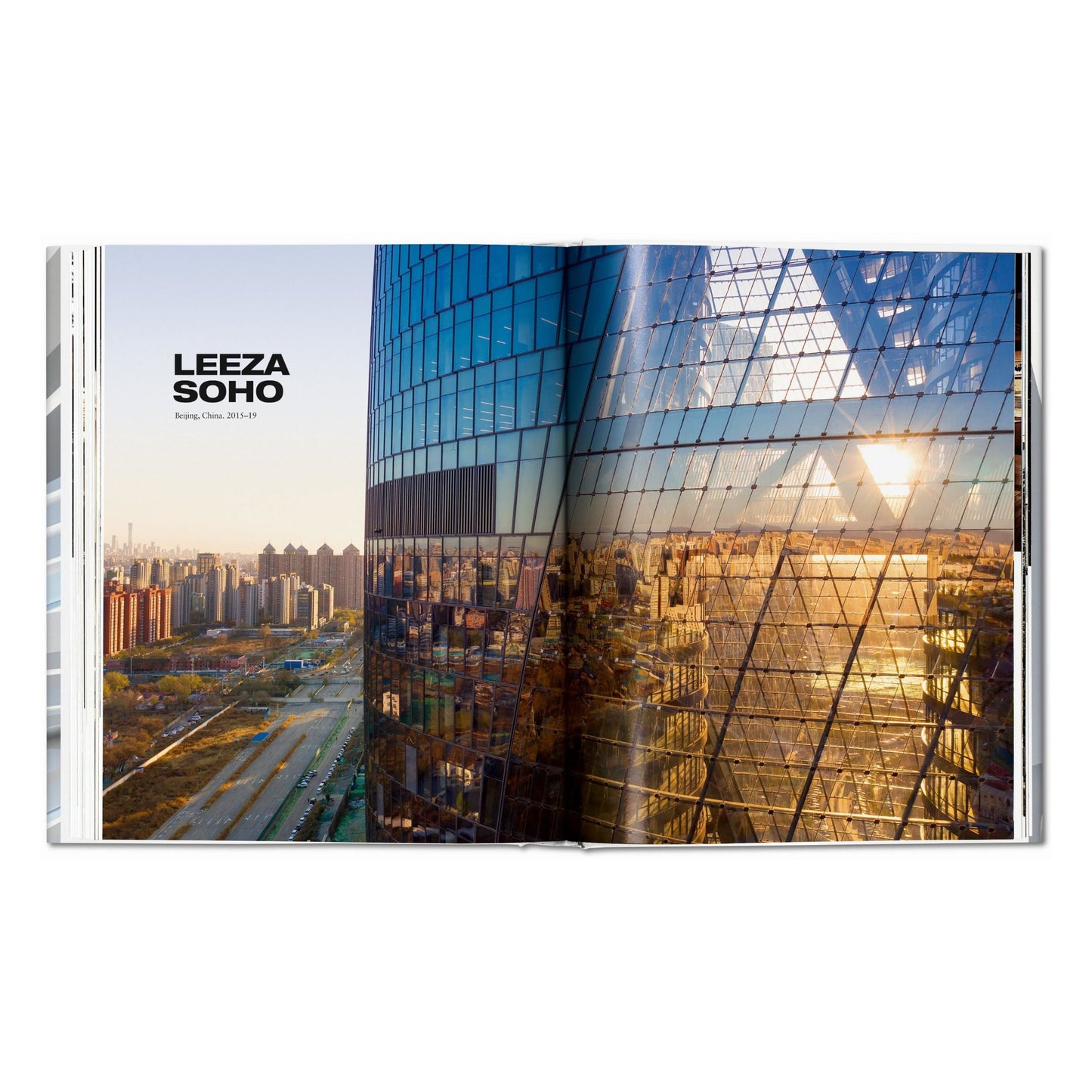 Zaha Hadid. Complete Works 1979–Today (German, French, English) Book