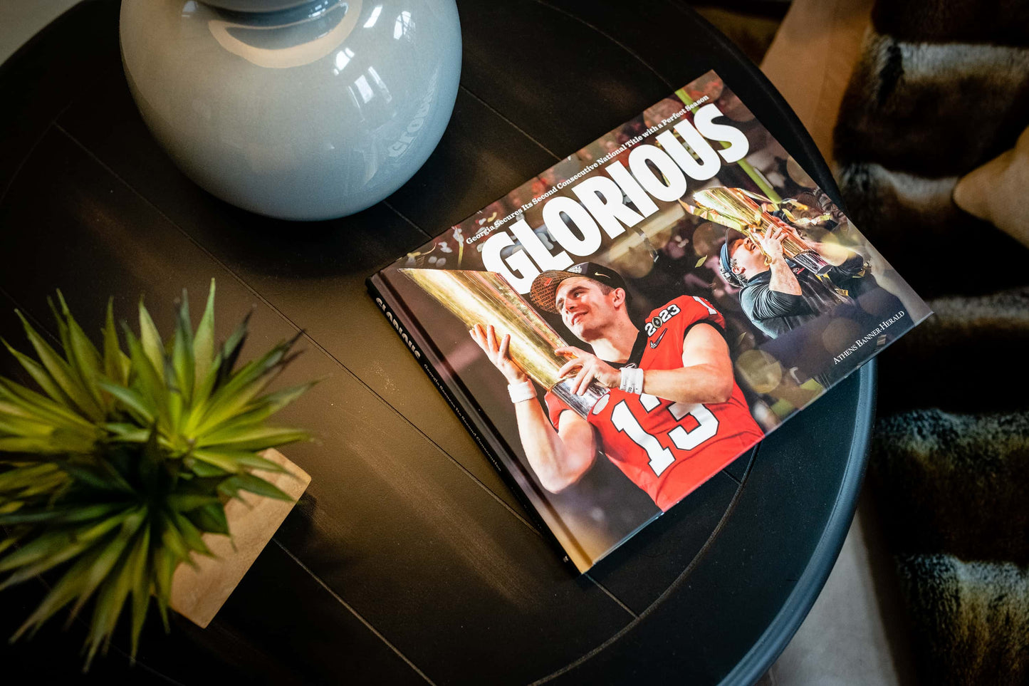 Glorious: Georgia Secures Its Second Consecutive National Title with a Perfect Season Book