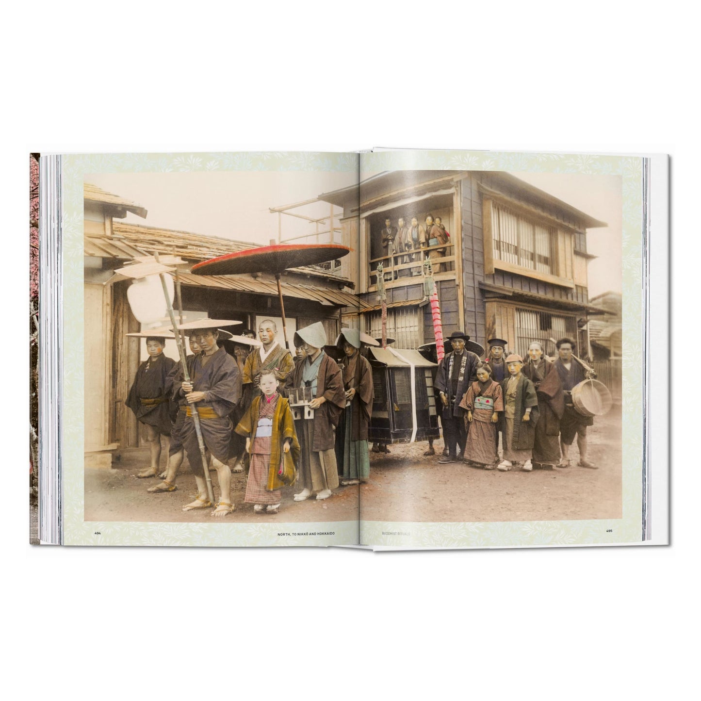 Japan 1900. A Portrait in Color (German, French, English) Book