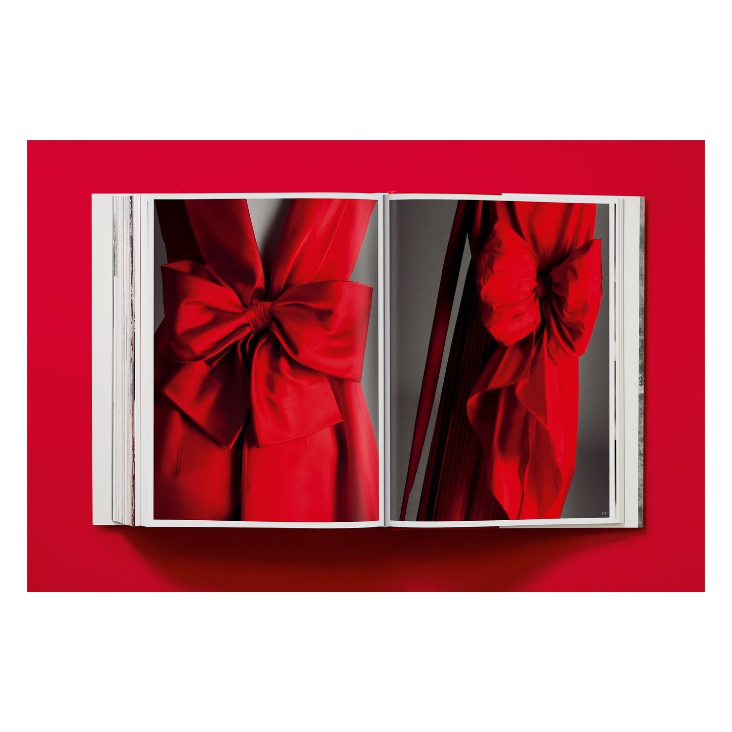 Valentino. A Grand Italian Epic (English) Book