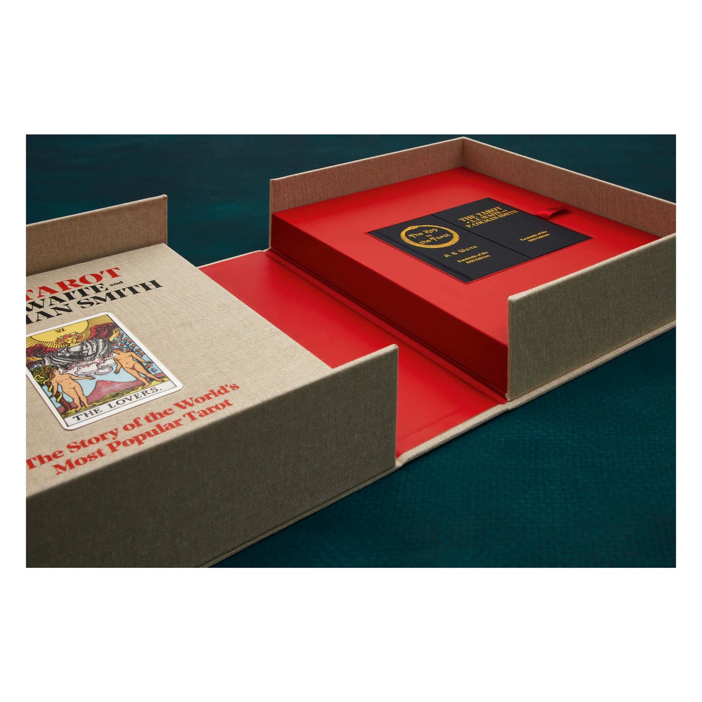 The Tarot of A. E. Waite and P. Colman Smith (English) Book
