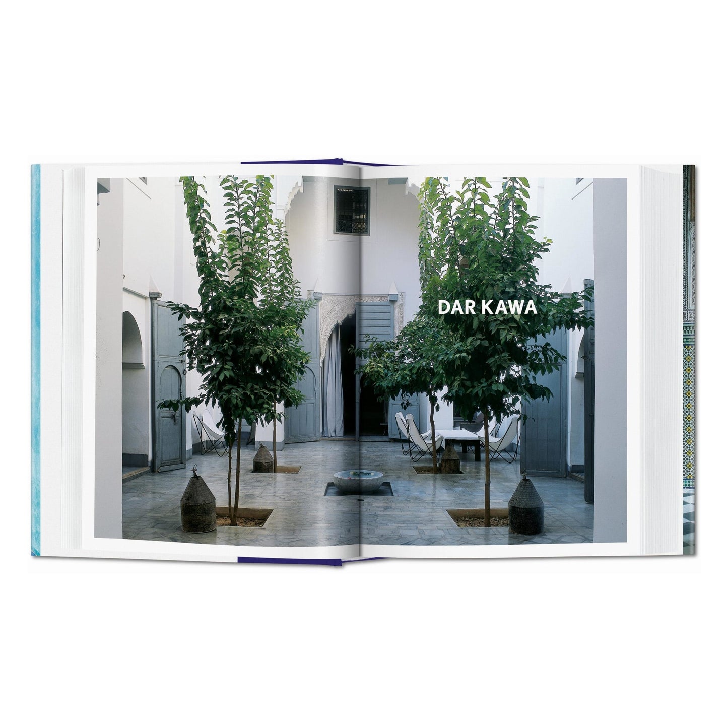 Living in Morocco. 45th Ed. (German, French, English) Book