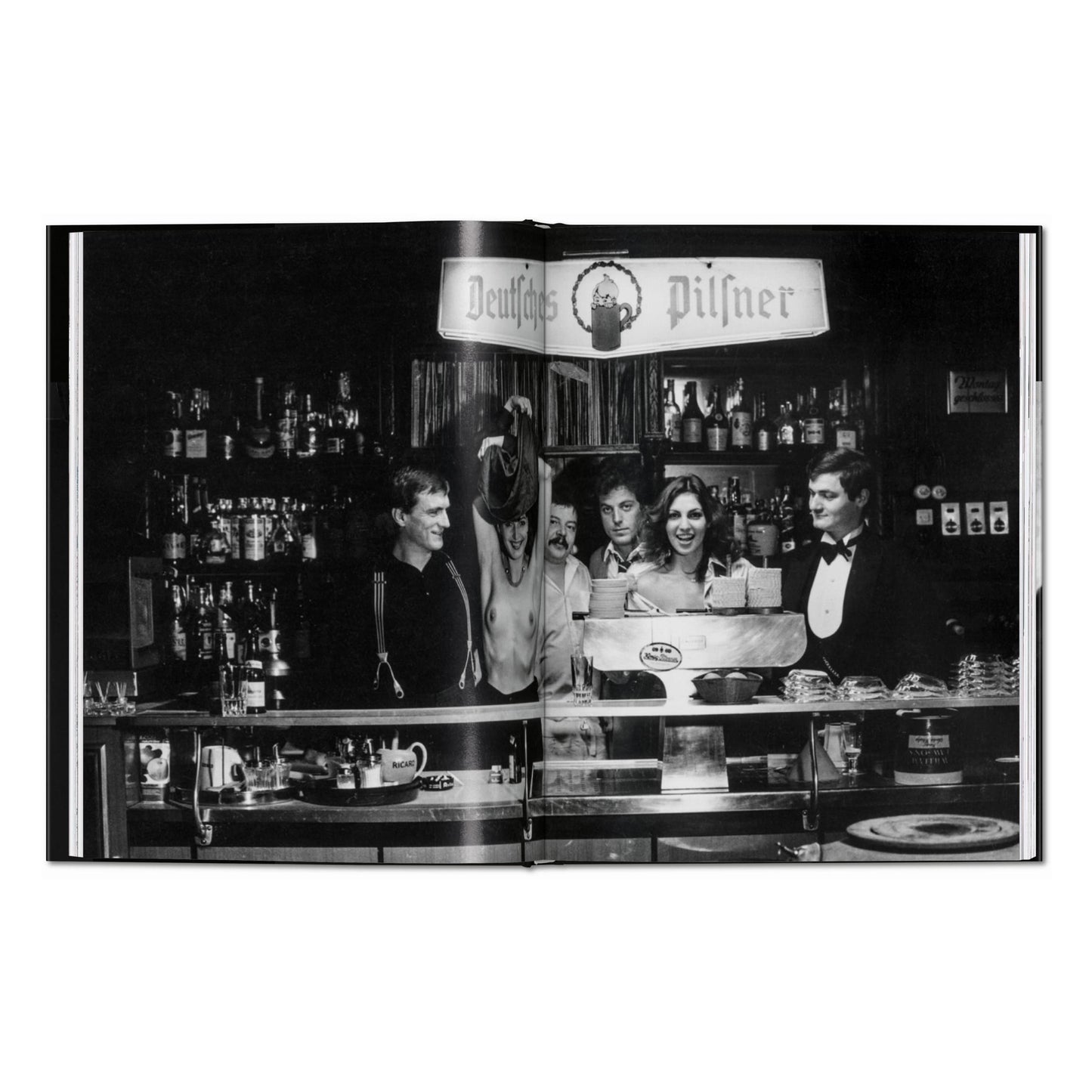 Helmut Newton. Berlin, Berlin (German, French, English) Book