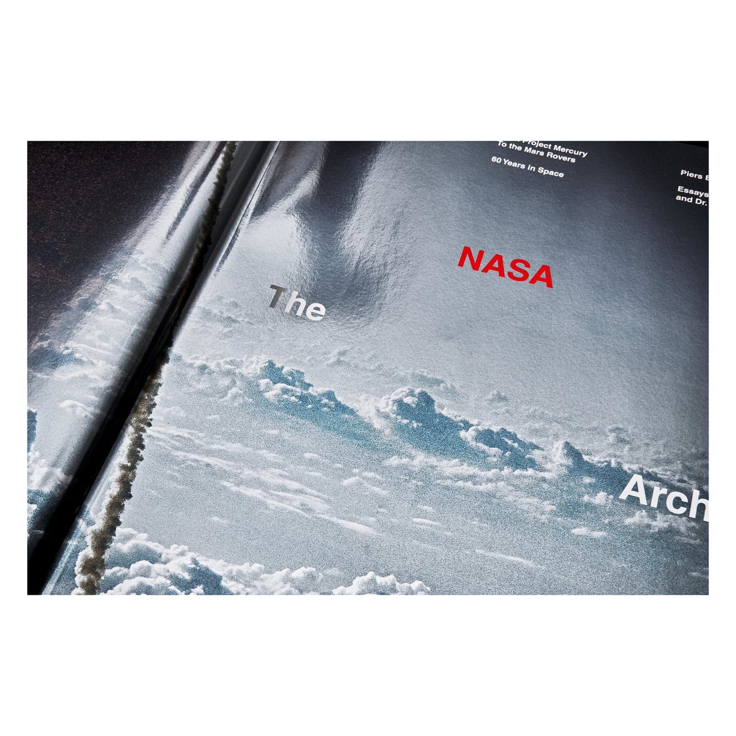 The NASA Archives. 60 Years in Space (English) Book