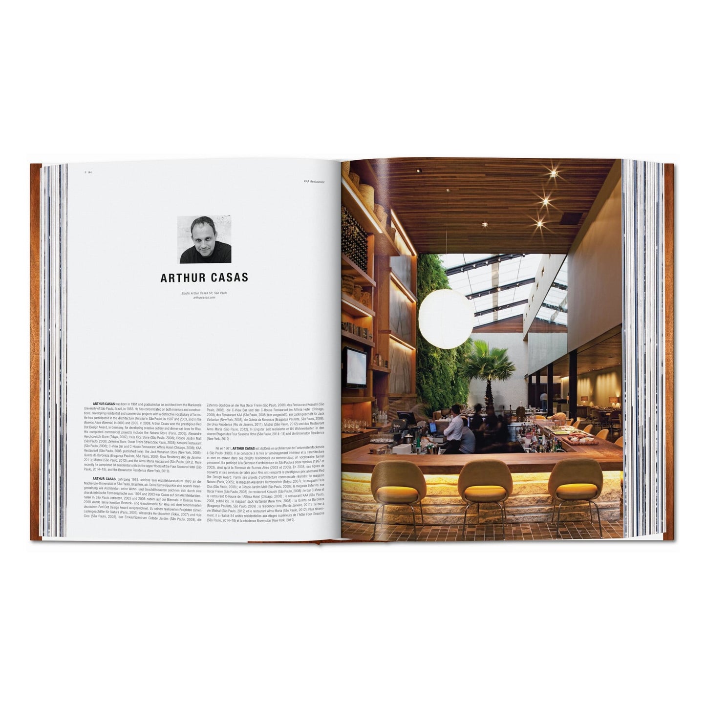 100 Contemporary Wood Buildings (German, French, English) Book