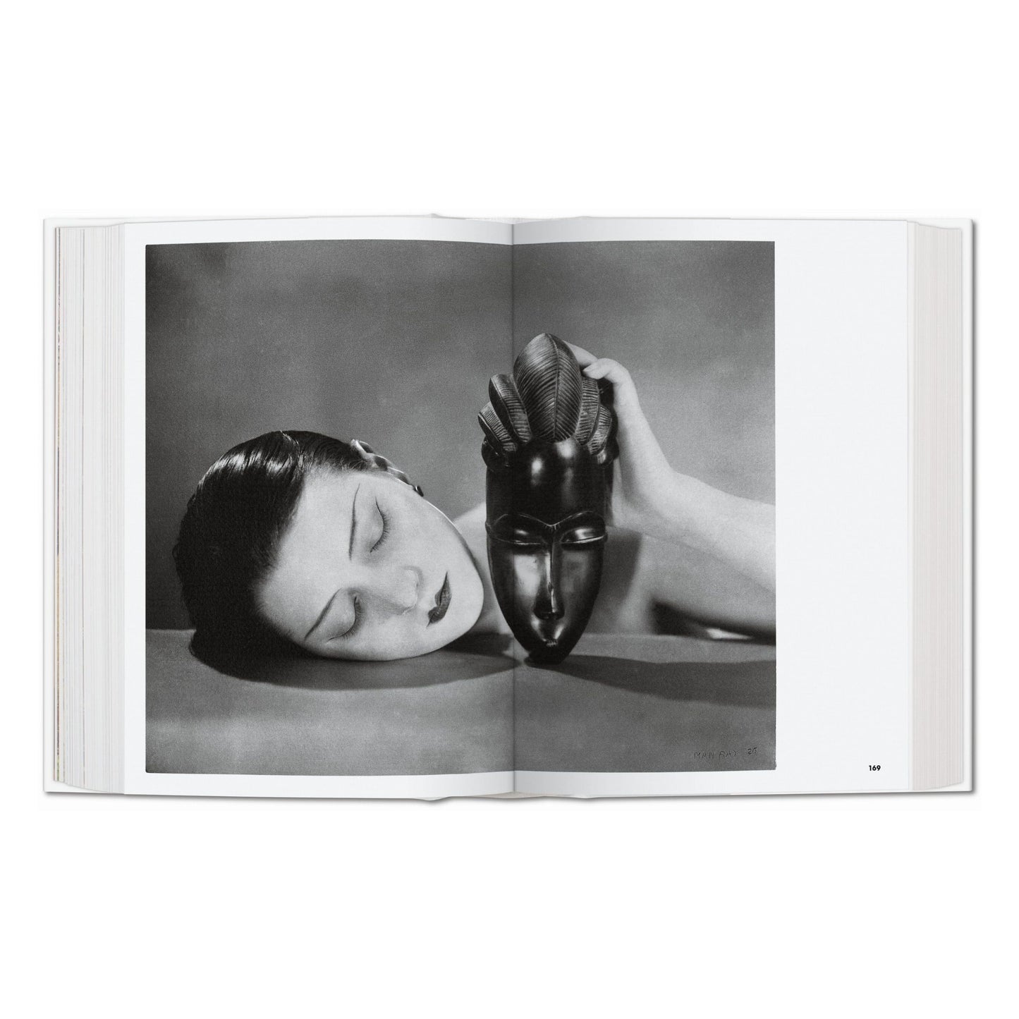 Photo Icons. 50 Landmark Photographs and Their Stories (English) Book