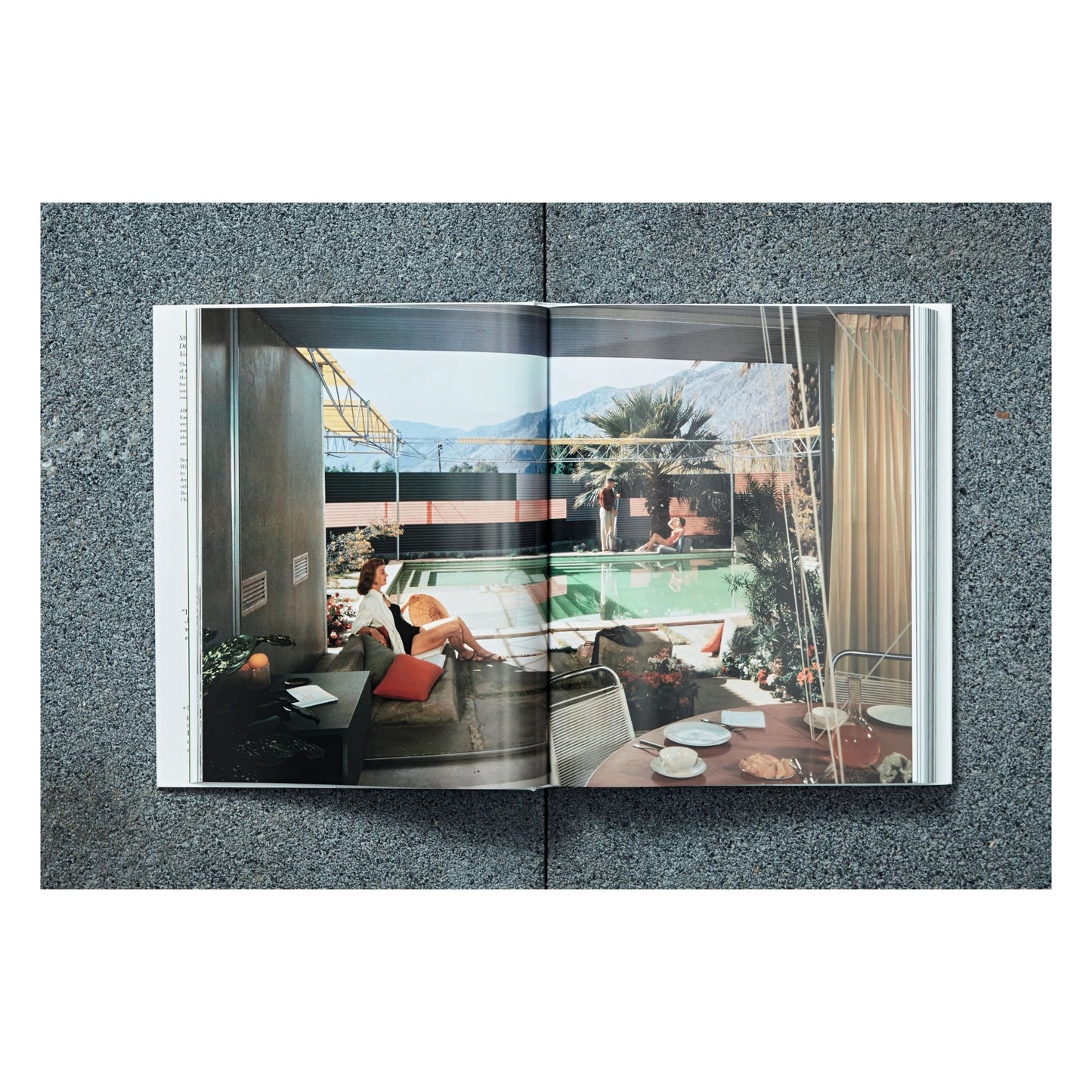 Julius Shulman. Modernism Rediscovered (German, French, English) Book