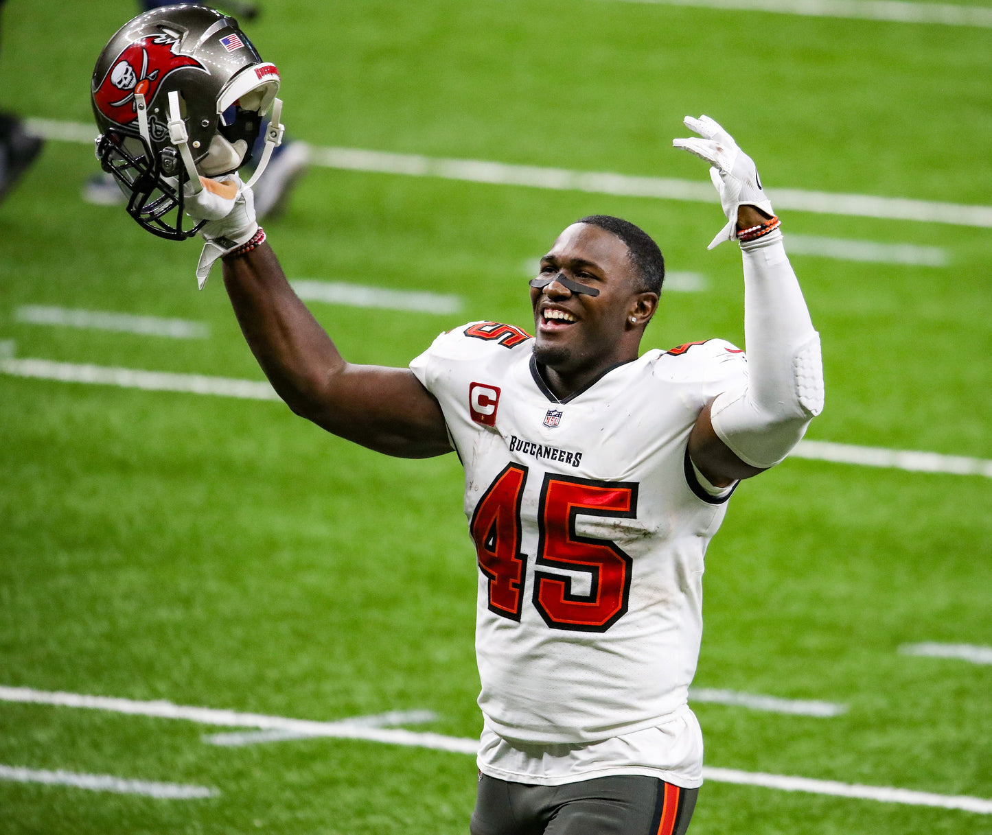 Storybook Season: Tampa Bay Buccaneers: 2020 Champions Book