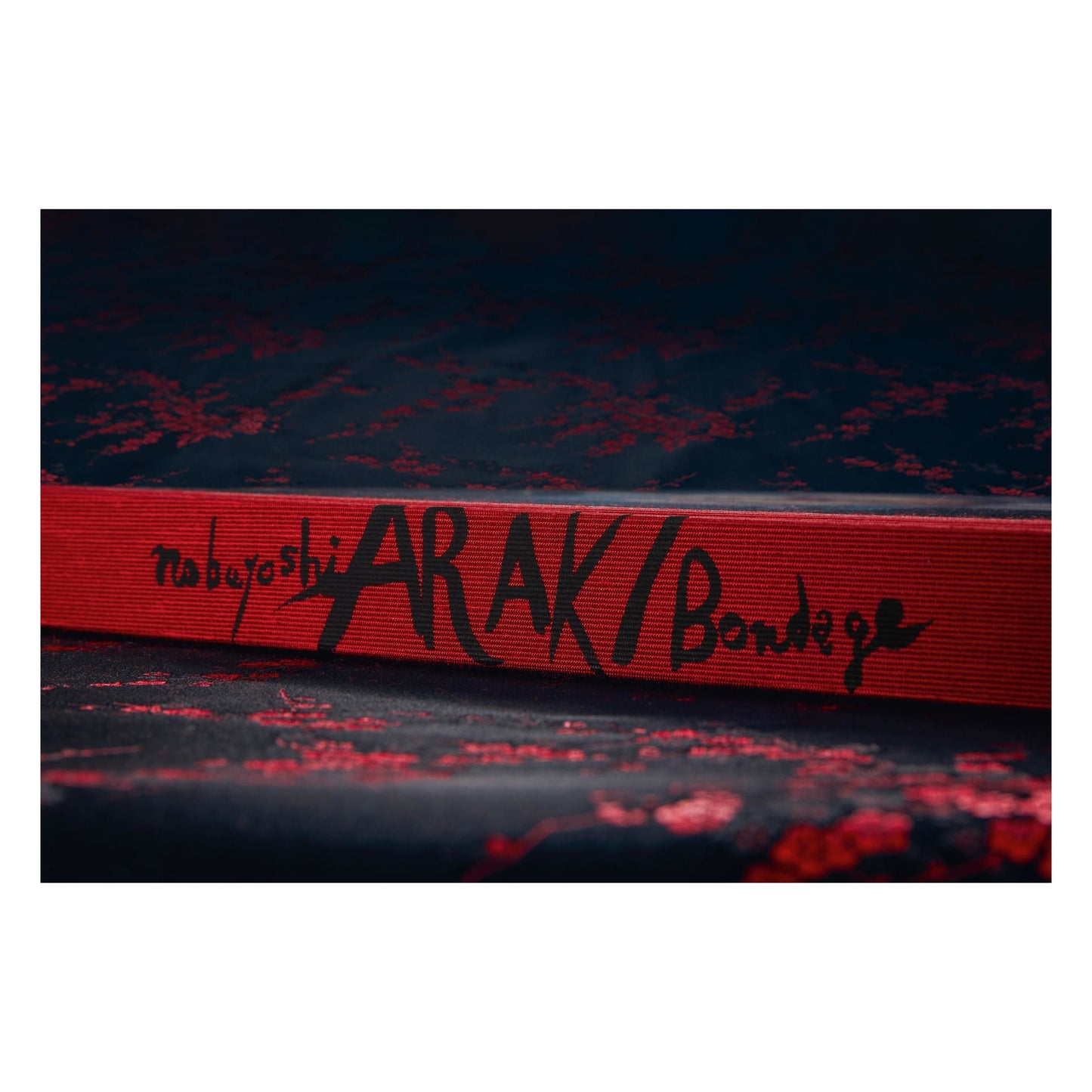 Araki. Bondage (English) Book
