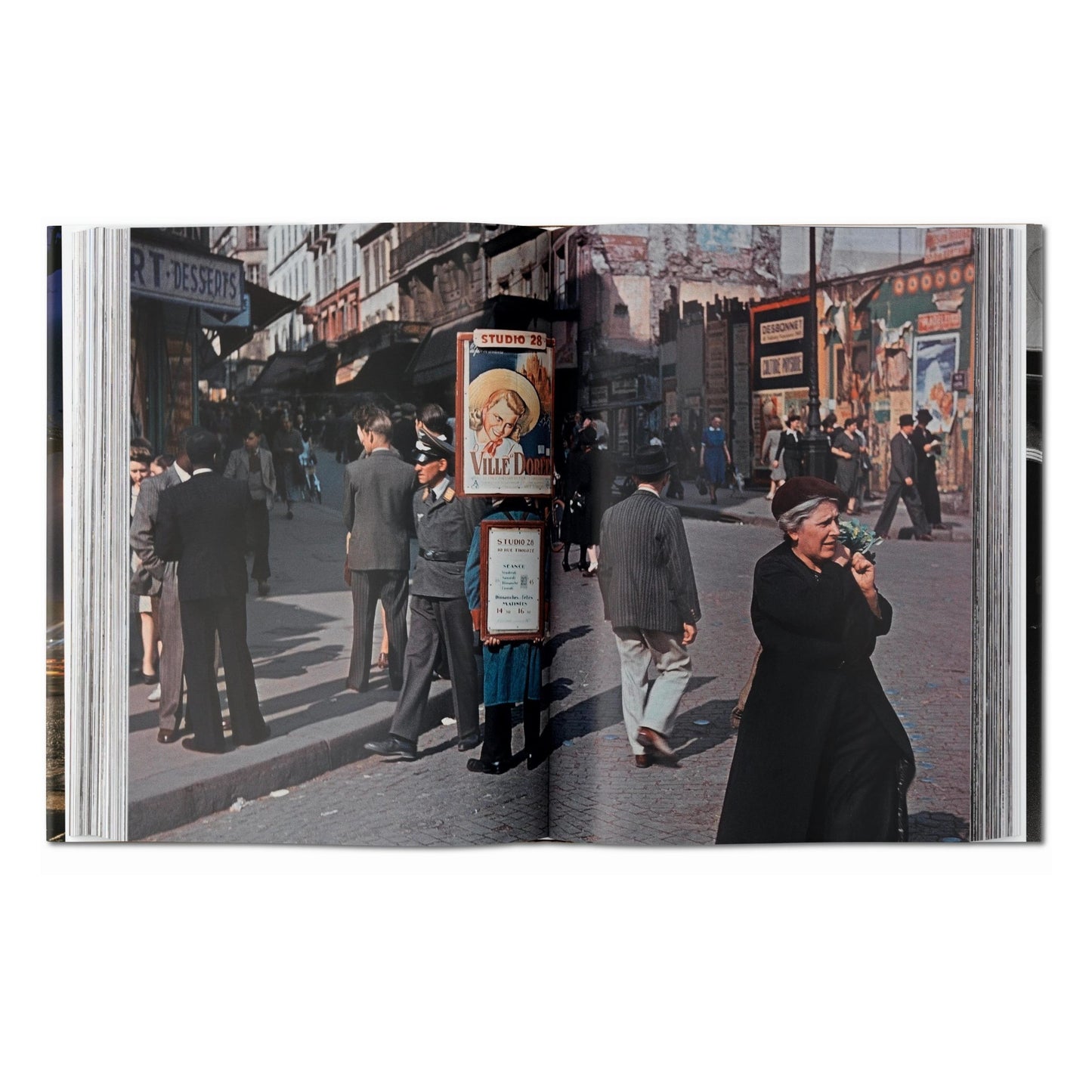 Paris. Portrait of a City (German, French, English) Book