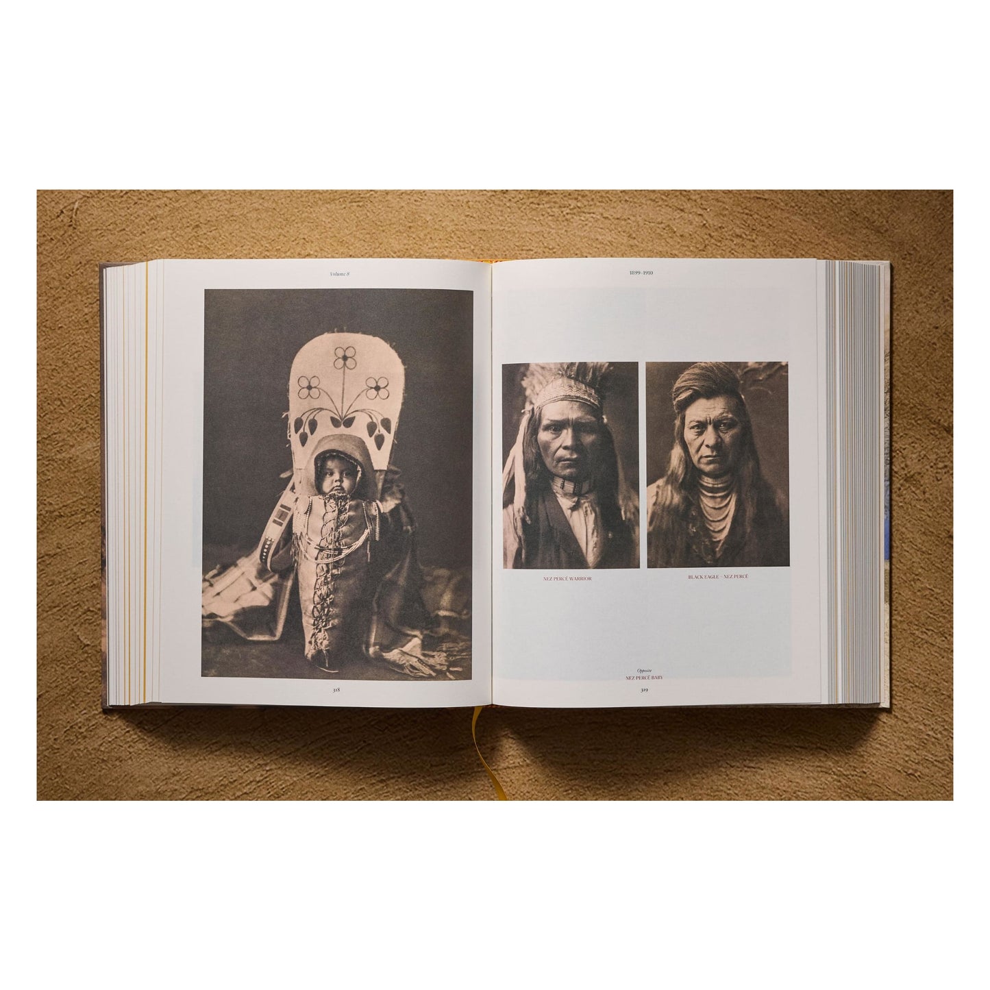 Edward S. Curtis. The North American Indian. The Complete Portfolios (German, French, English) Book