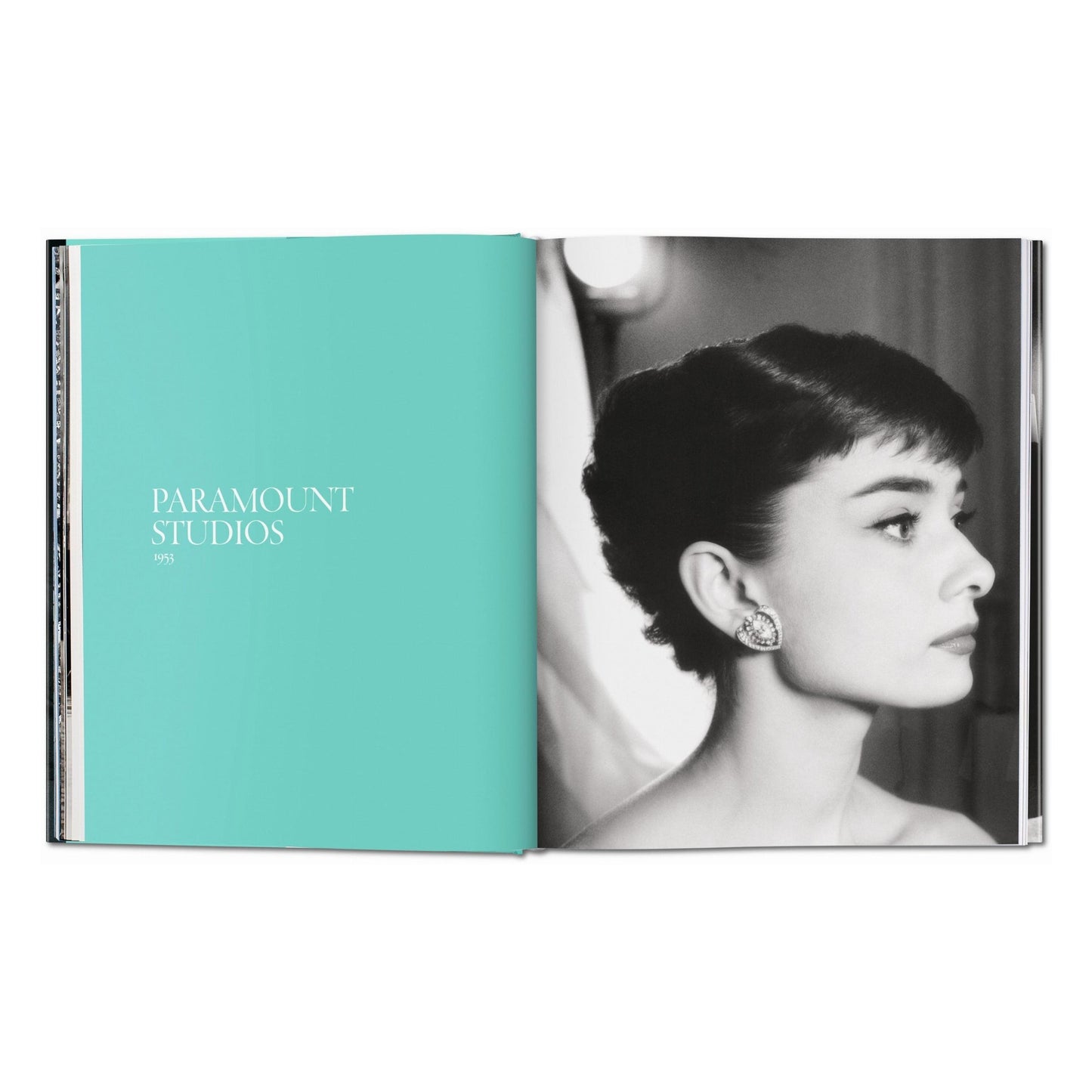 Bob Willoughby. Audrey Hepburn. Photographs 1953–1966 (German, French, English) Book