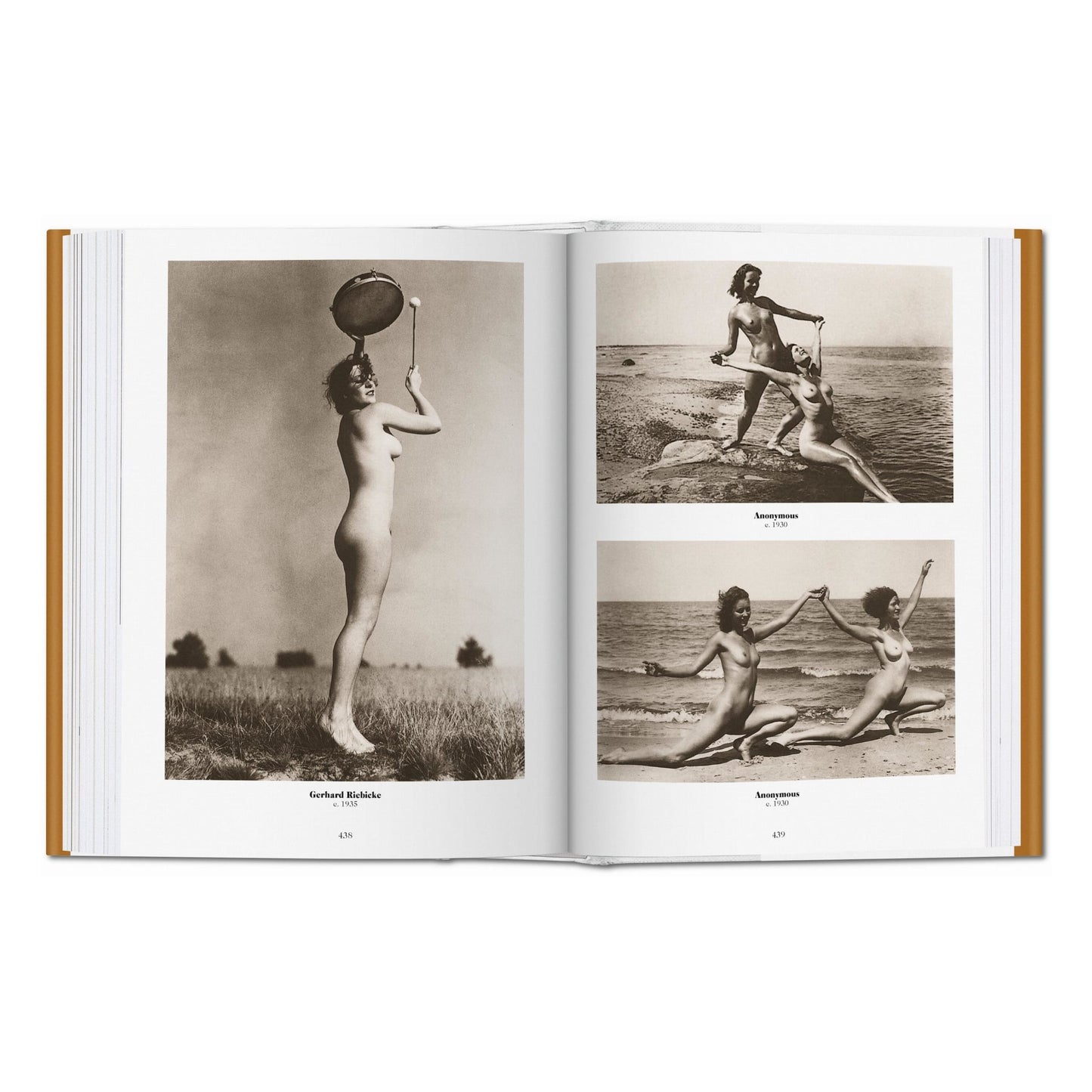 1000 Nudes. A History of Erotic Photography from 1839-1939 (German, French, English) Book
