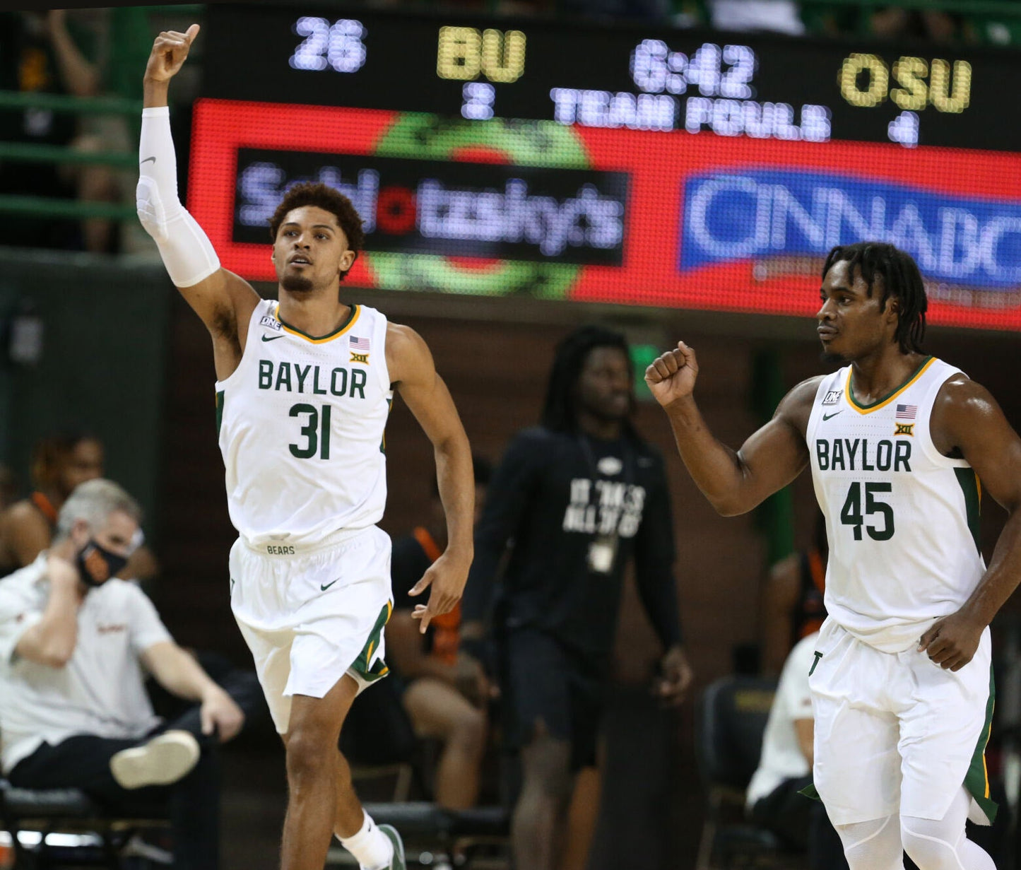 One Standing: Baylor's Magical Run to the National Championship Book
