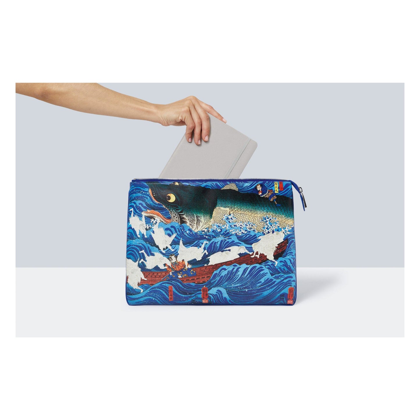 TASCHEN Pouch. Japanese Woodblock Prints Book