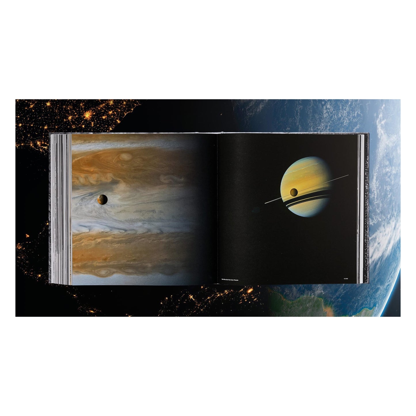 The NASA Archives. 60 Years in Space (English) Book