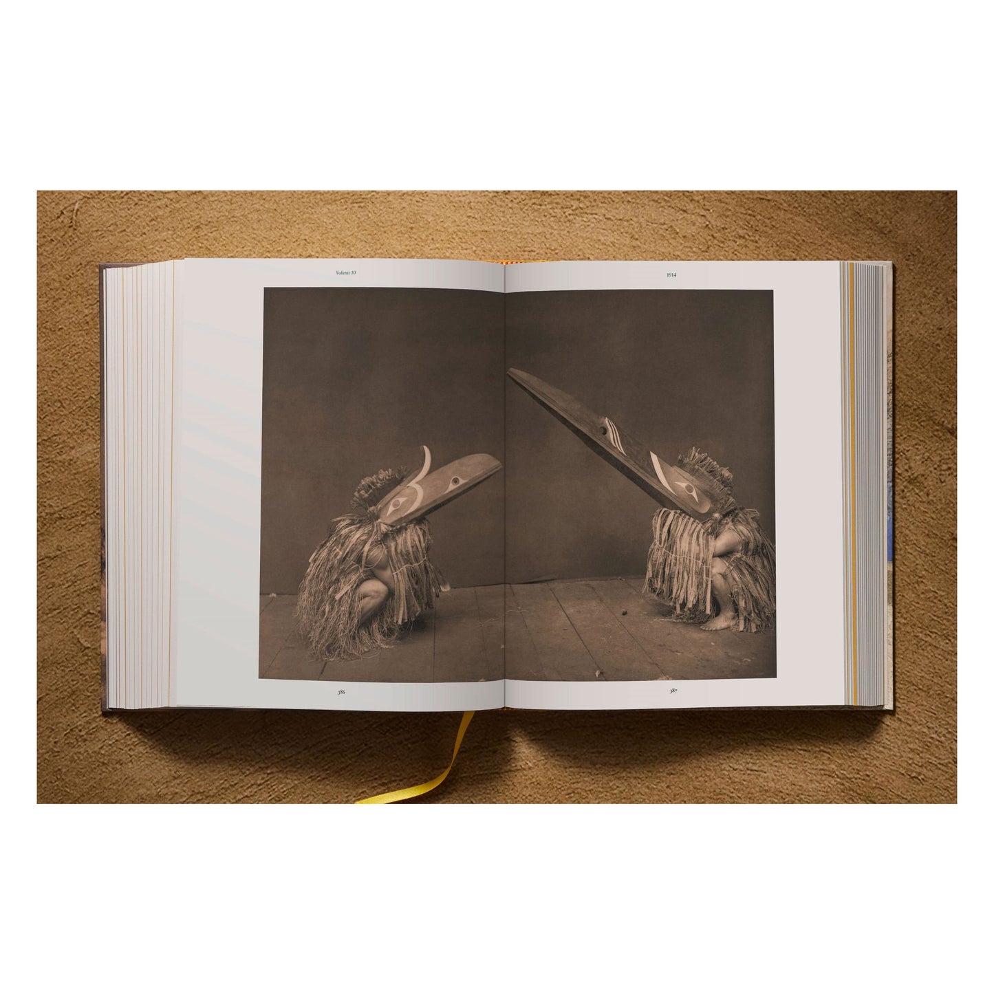 Edward S. Curtis. The North American Indian. The Complete Portfolios (German, French, English) Book
