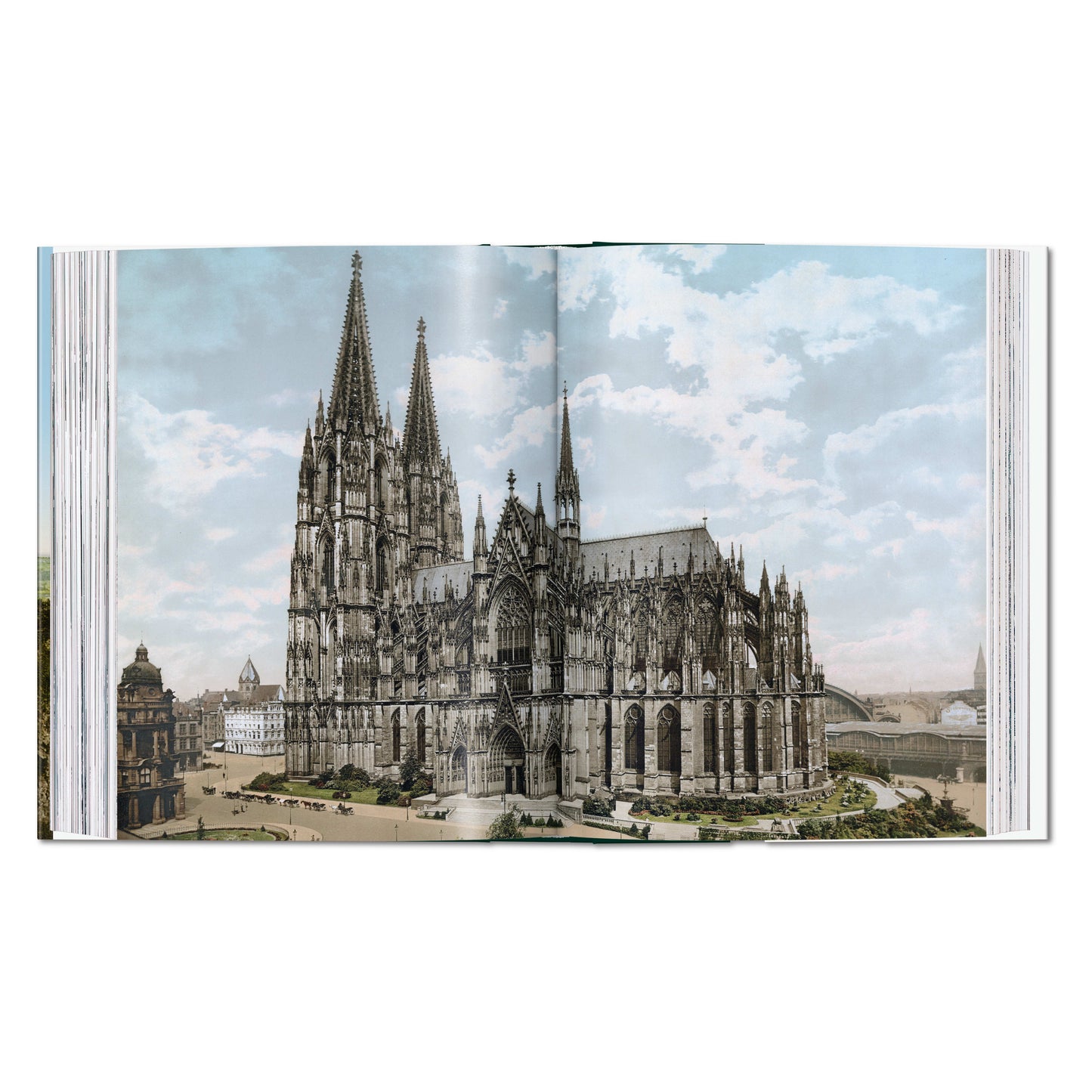 Germany 1900. A Portrait in Colour (German, French, English) Book