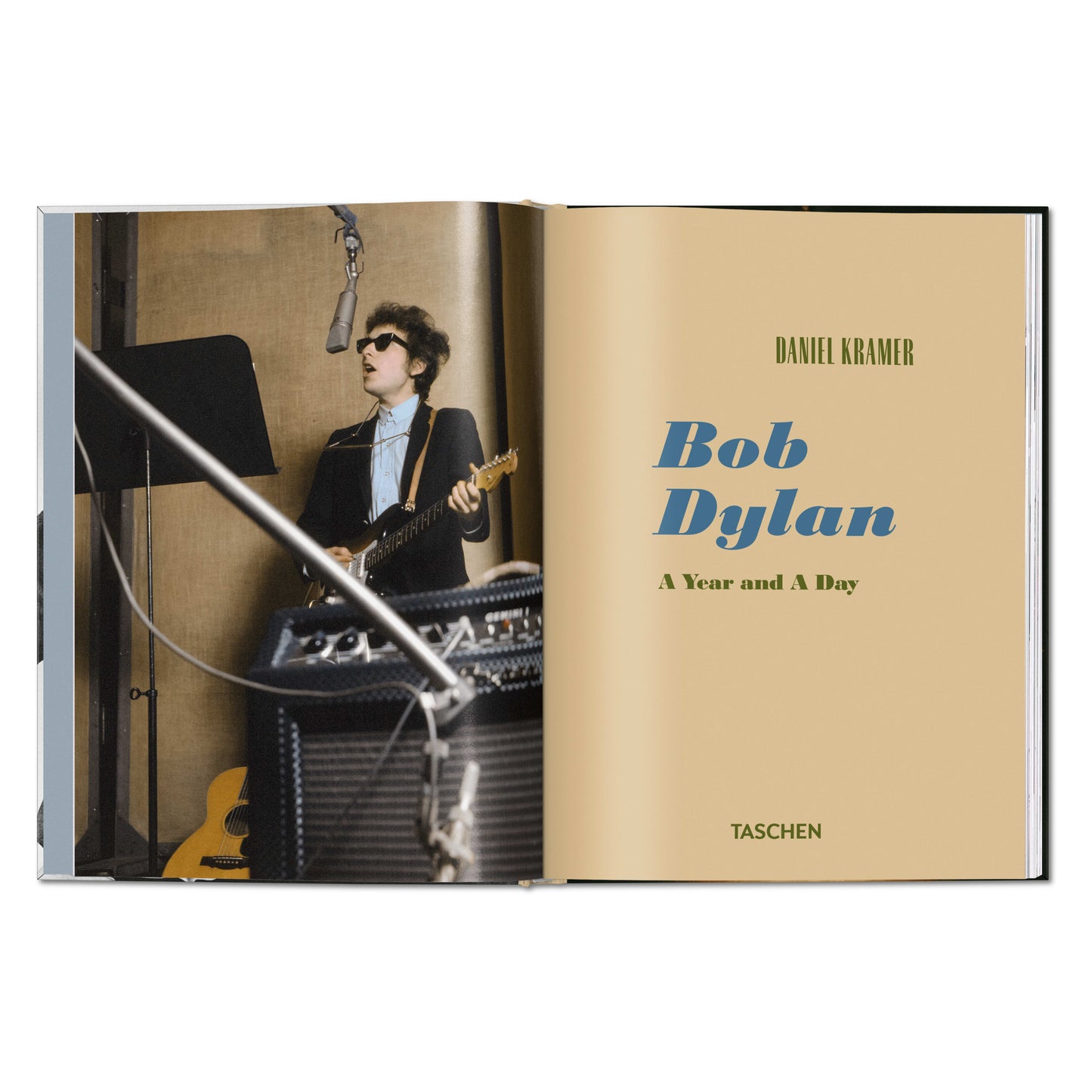 Daniel Kramer. Bob Dylan. A Year and a Day (English) Book