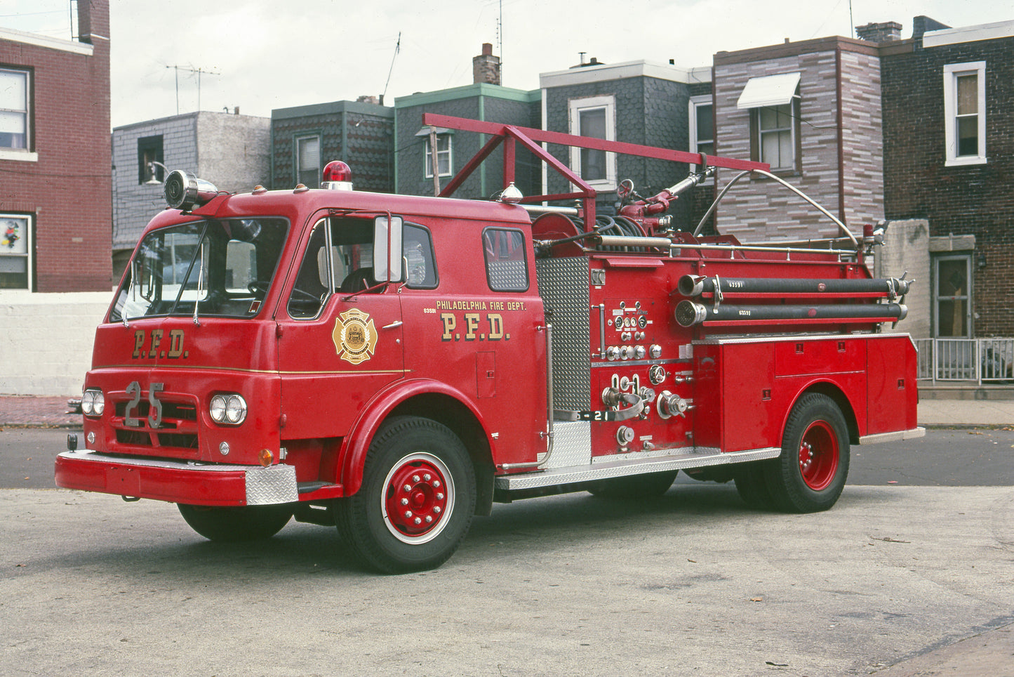 From Horses to Horsepower: A History of Philadelphia's Fire Apparatus 1871 to 2017 Book