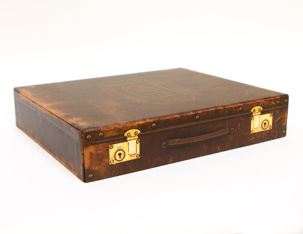 Fantastic Beasts and Where to Find Them: Newt Scamander Deluxe Stationery Set Hardcover Book