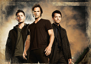 Supernatural: Mini Guide To Saving People and Hunting Things Hardcover Book