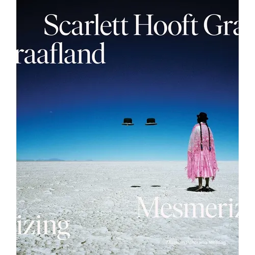 Scarlett Hooft Graafland: Mesmerizing