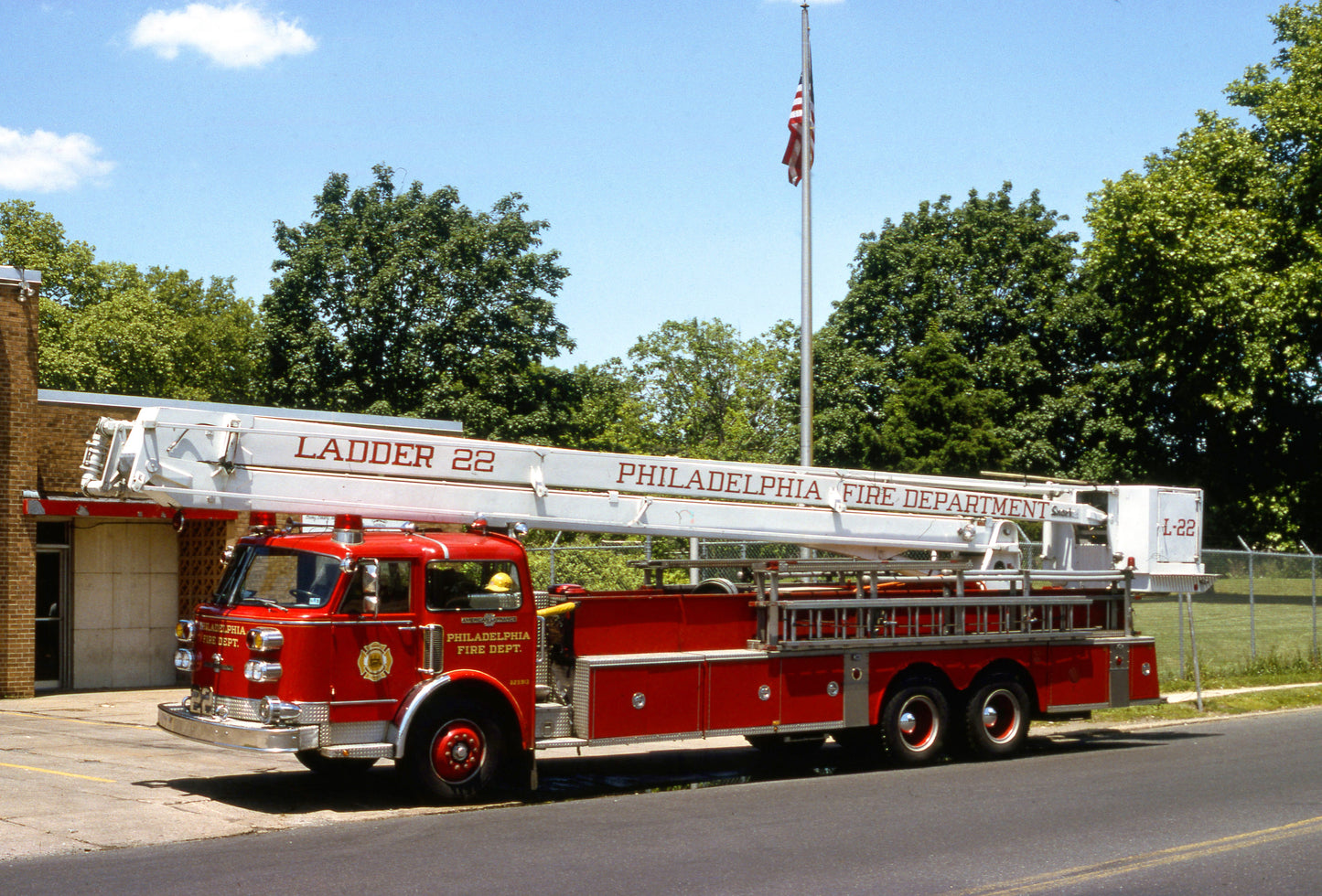 From Horses to Horsepower: A History of Philadelphia's Fire Apparatus 1871 to 2017 Book