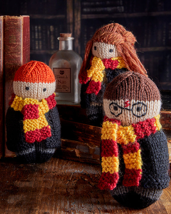 Harry Potter: Knitting Magic: More Patterns From Hogwarts and Beyond Hardcover Book
