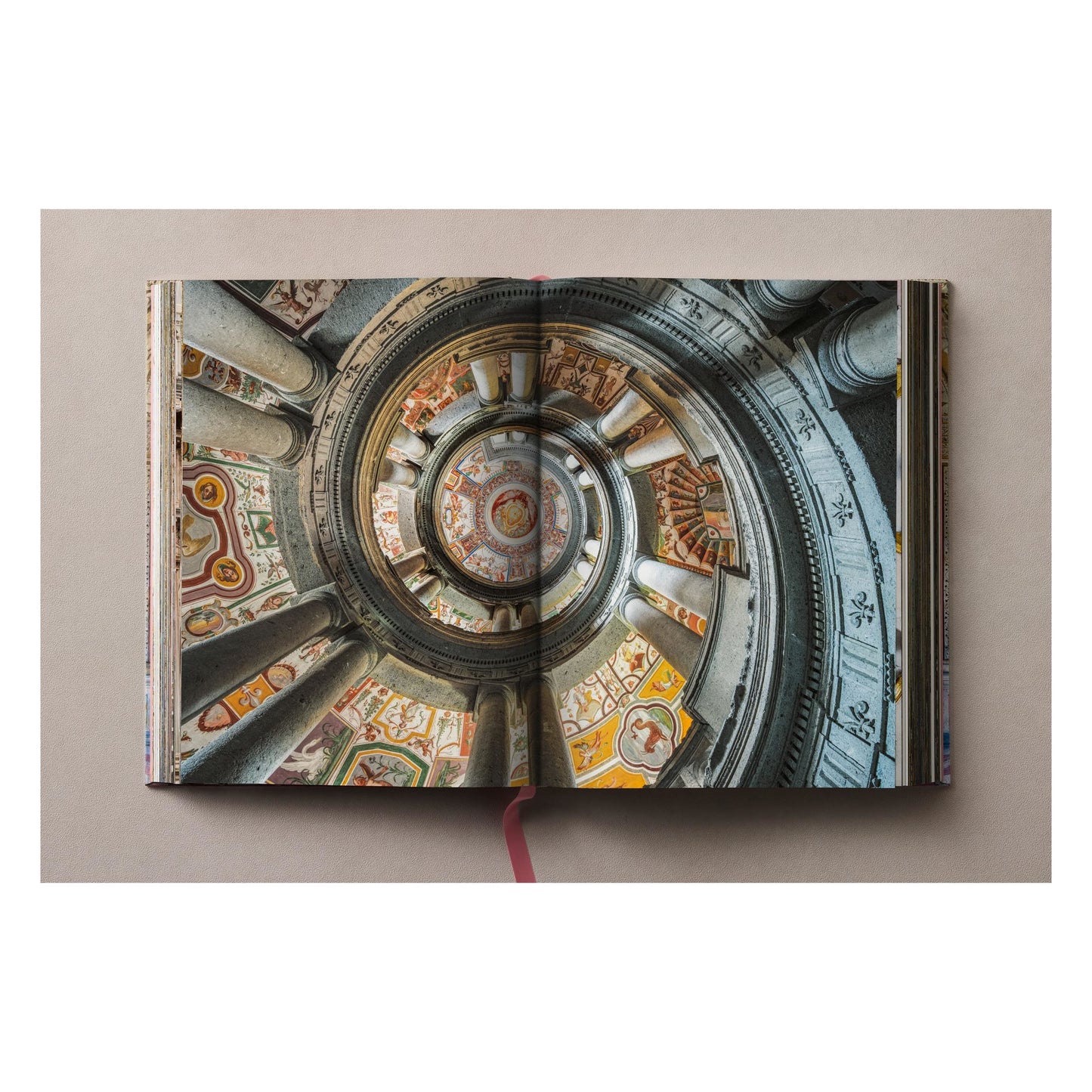 Massimo Listri. Italian Palaces (German, French, English) Book