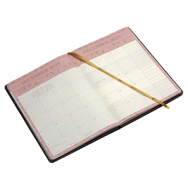 Harry Potter 2023-2024 Academic Year Planner Hardcover Book
