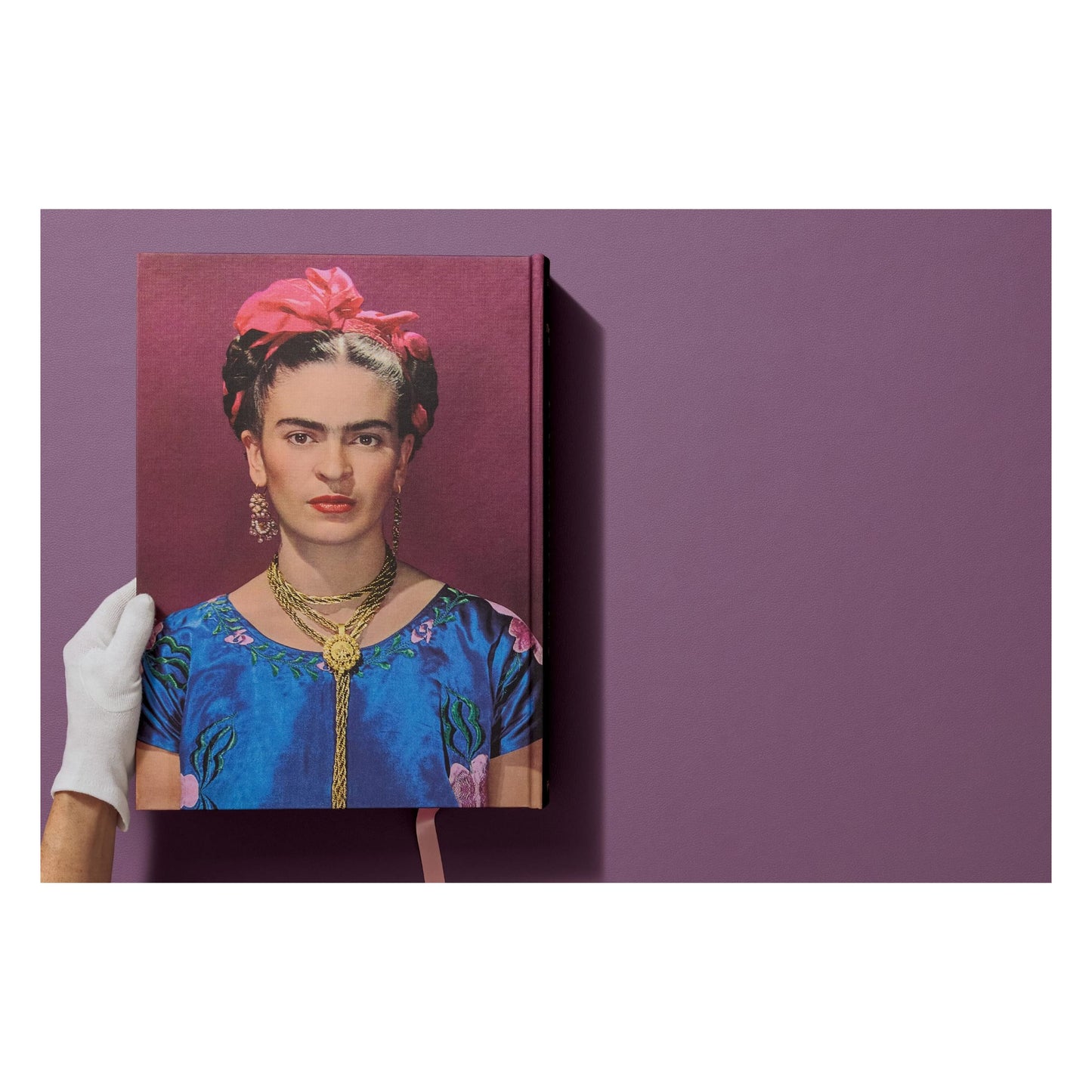 Frida Kahlo. The Complete Paintings (English) Book