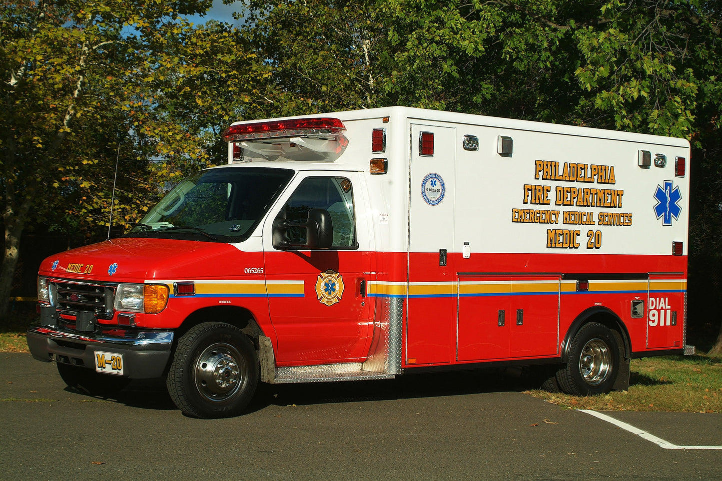 From Horses to Horsepower: A History of Philadelphia's Fire Apparatus 1871 to 2017 Book