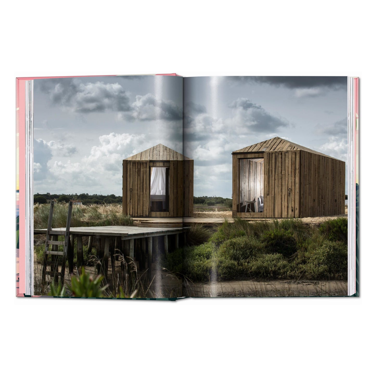 Cabins. 45th Ed. (German, French, English) Book
