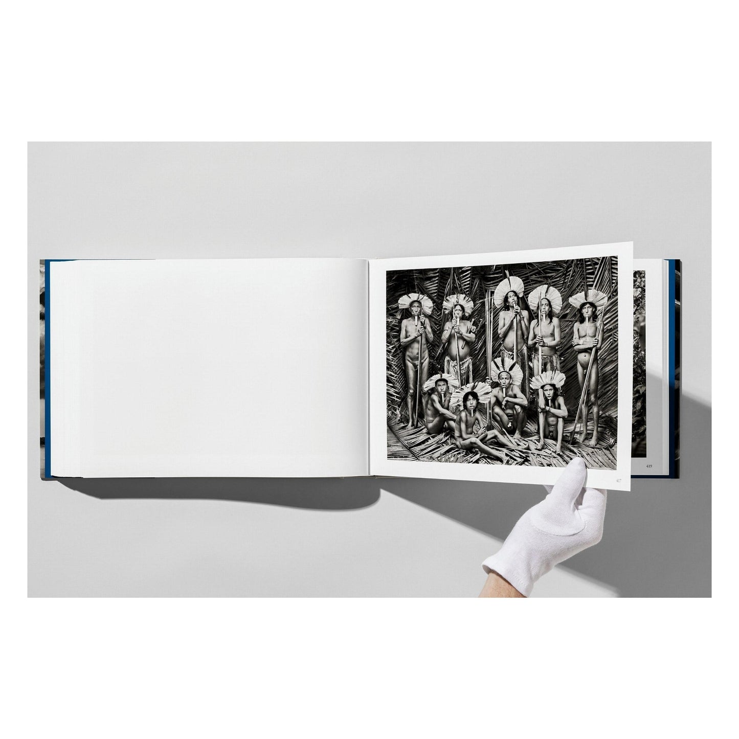 Sebastião Salgado. Amazônia (English) Book