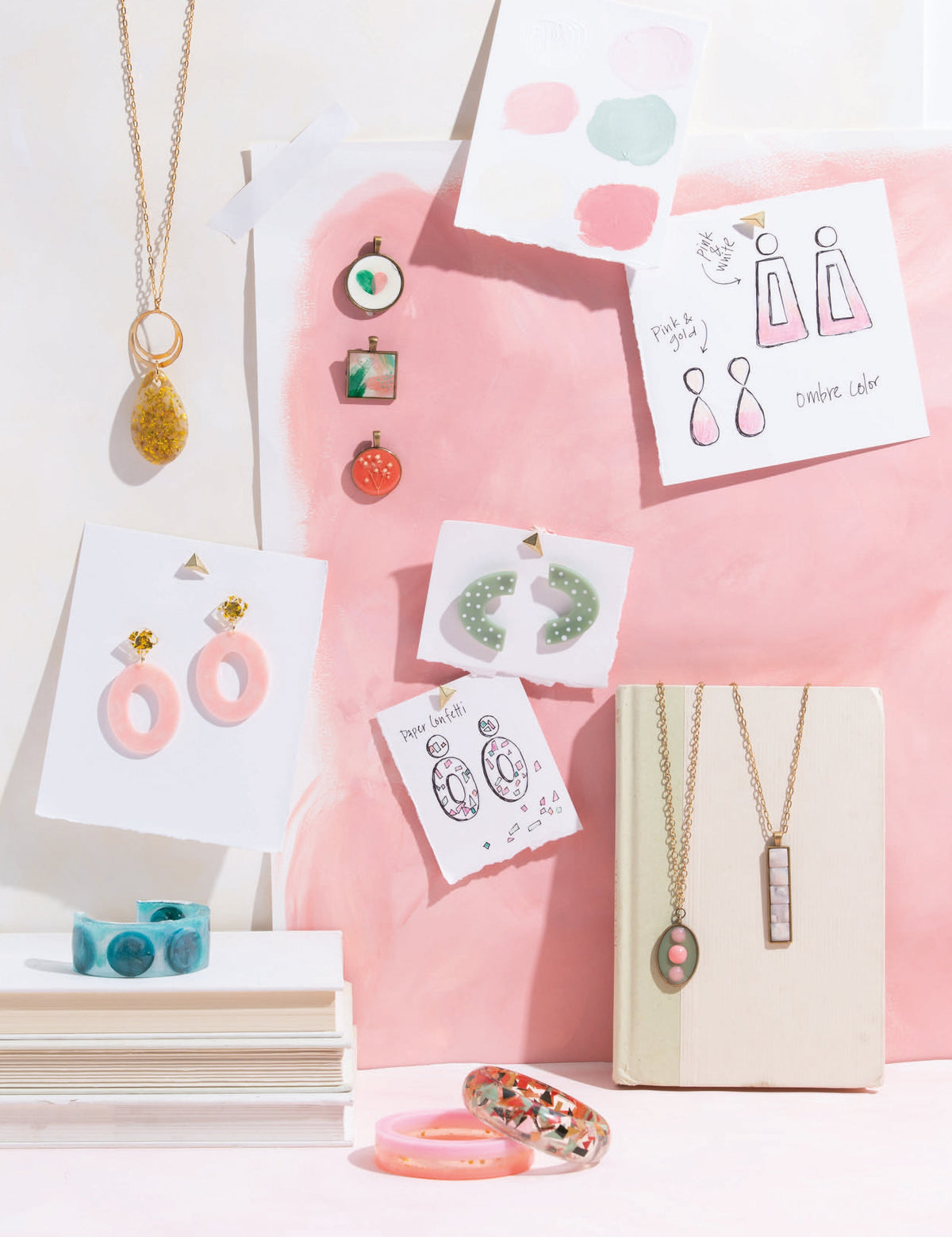 Resin Jewelry— 15 Fashion Forward Designs to Accessorize Your Looks Book