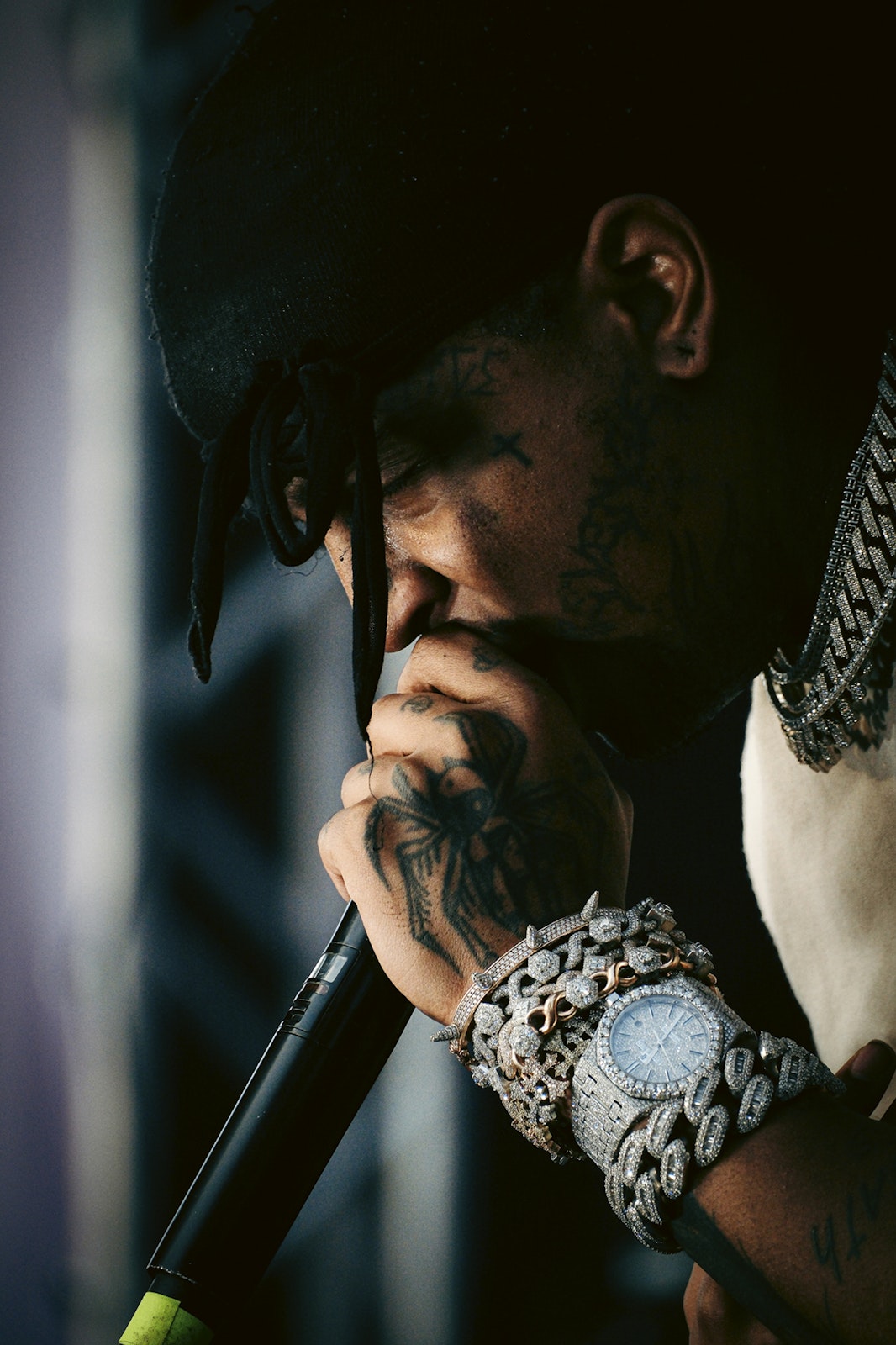 Million Dollar Hip Hop Watches Book