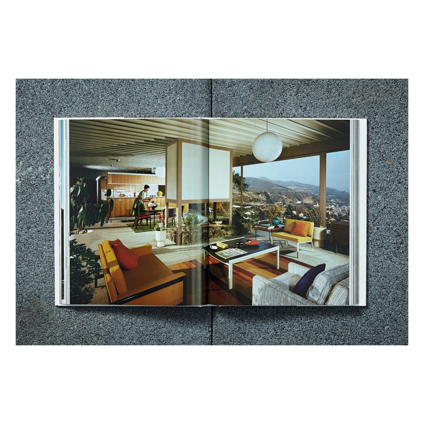 Julius Shulman. Modernism Rediscovered (German, French, English) Book