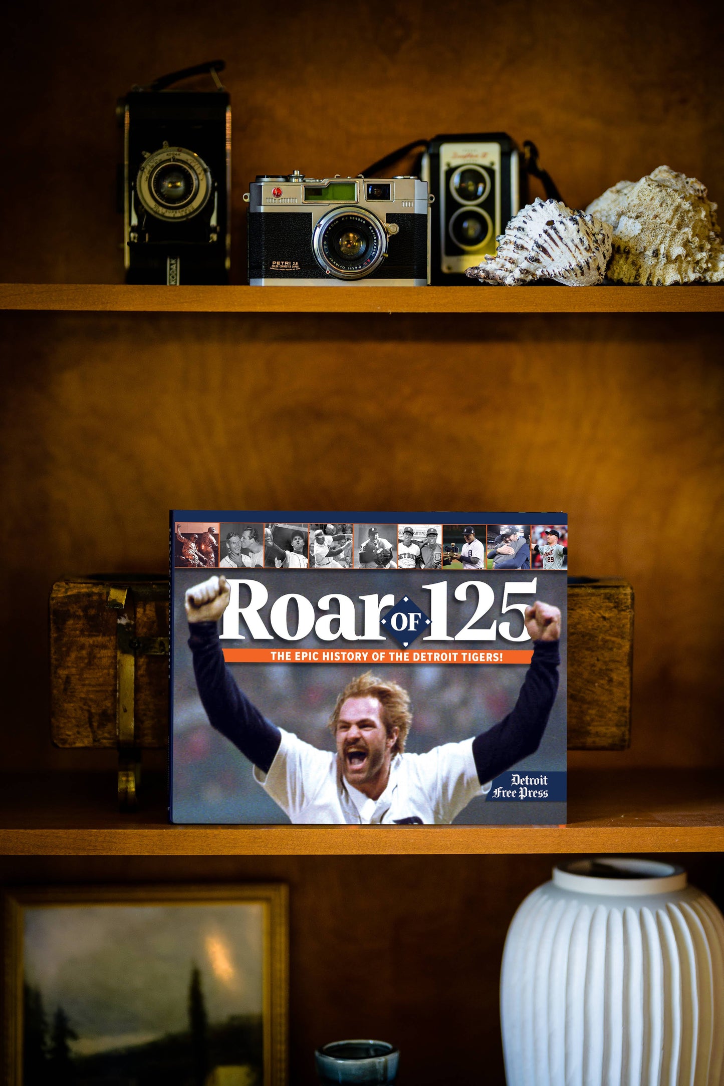 Roar of 125: The Epic History of the Detroit Tigers Book