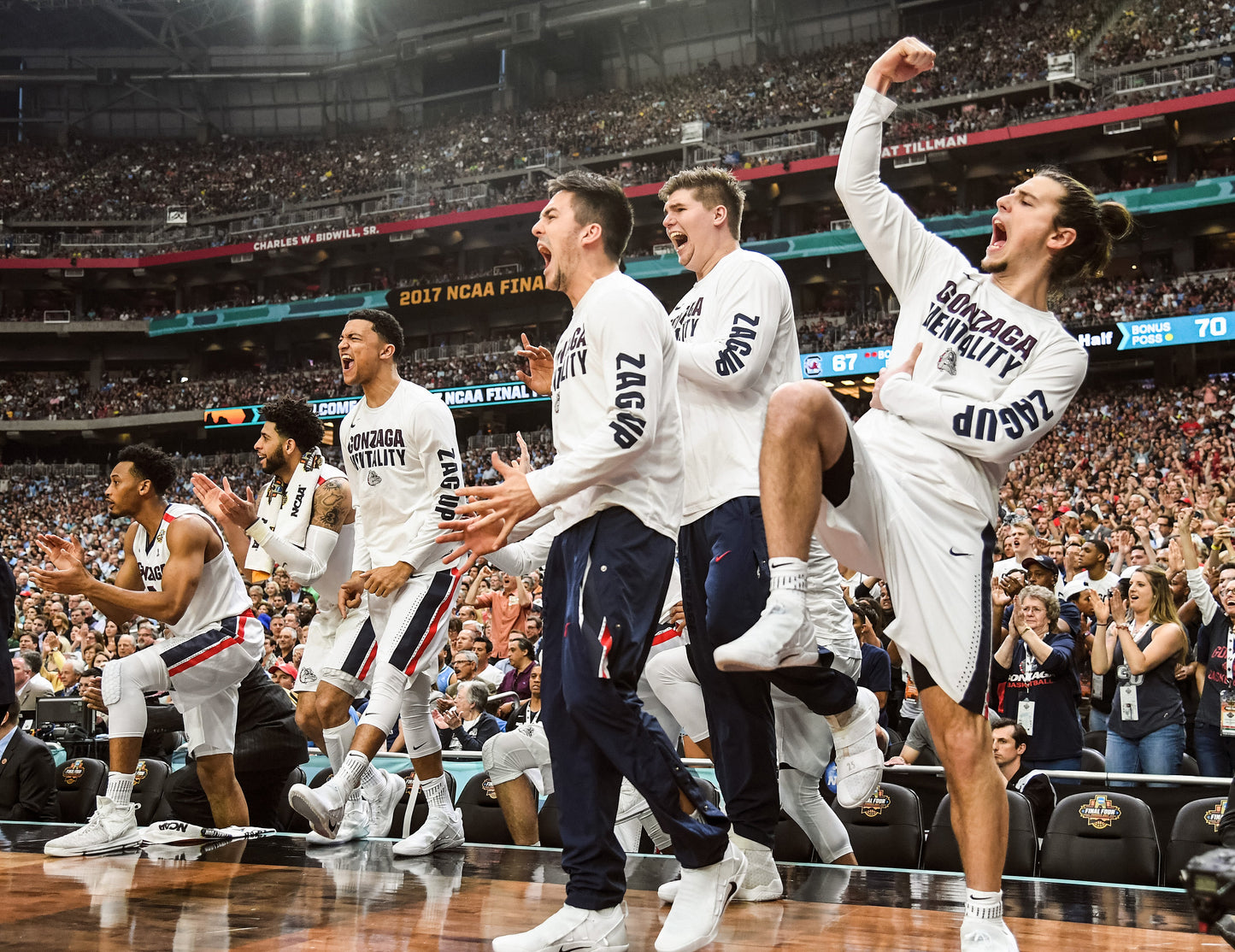 Two Decades: Lasting Mark: Coach Mark Few's Legendary Career with Gonzaga Basketball Book