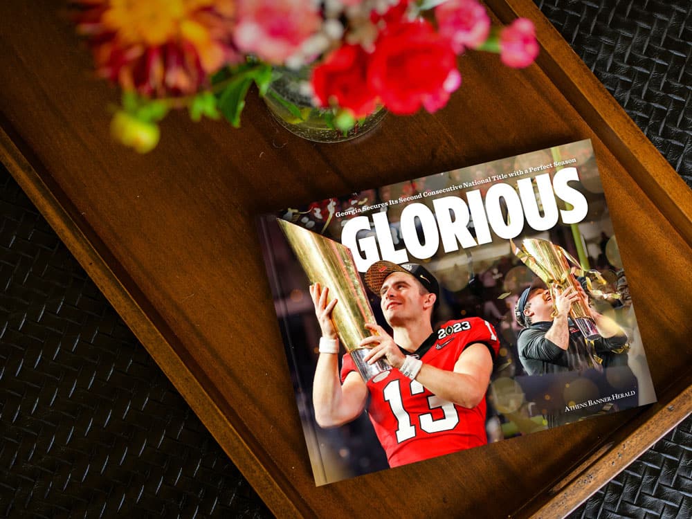 Glorious: Georgia Secures Its Second Consecutive National Title with a Perfect Season Book